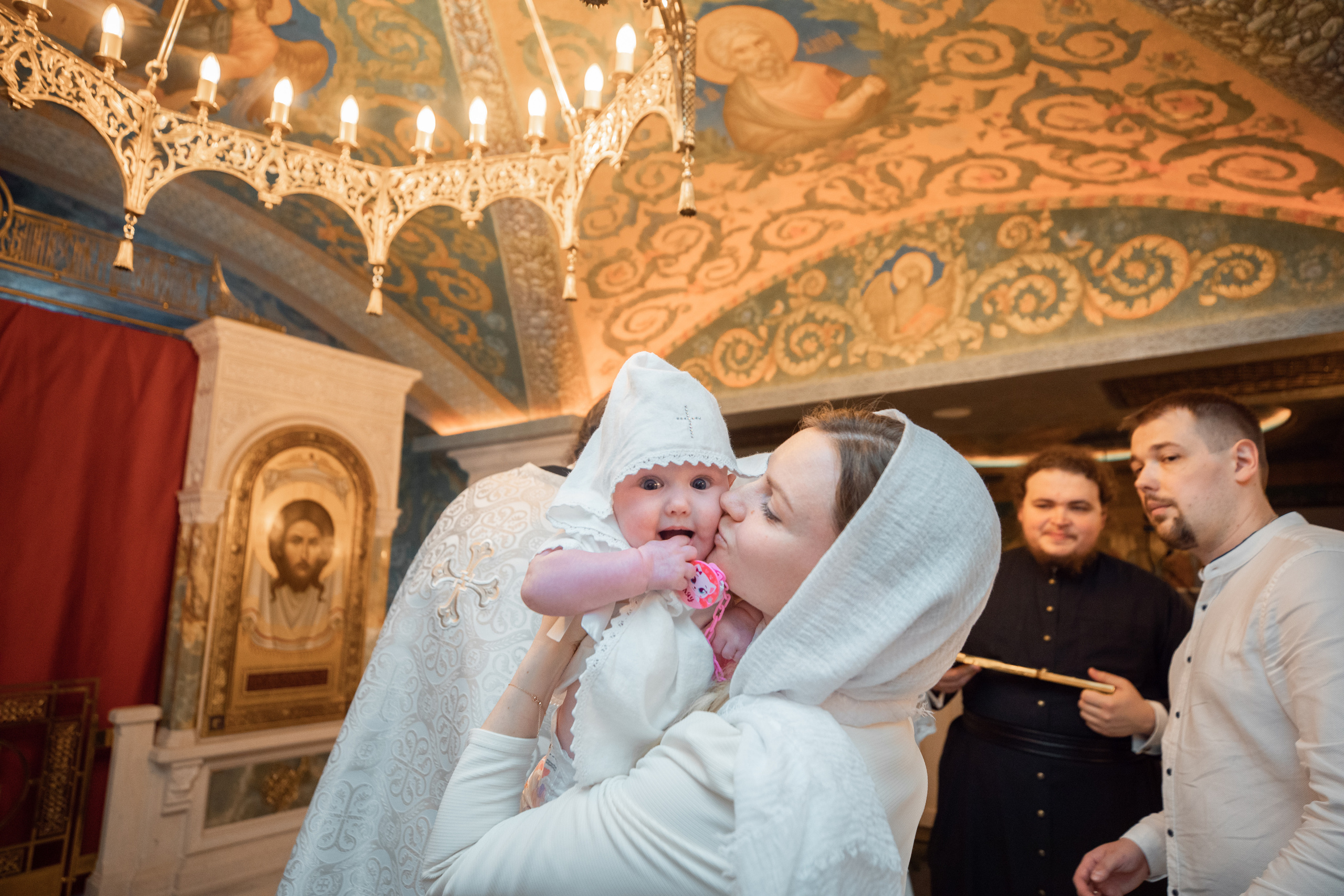 Крещение Дианы и Анжелики. Фотограф Крещение, Выписка москва