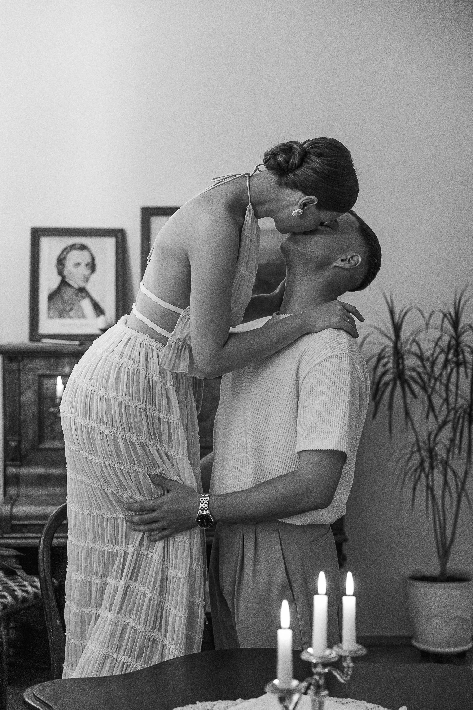 Свадьба в ретро-квартире. Свадебный и семейный фотограф Виолетта Сидельникова. Краснодар, Россия, Беларусь, Европа