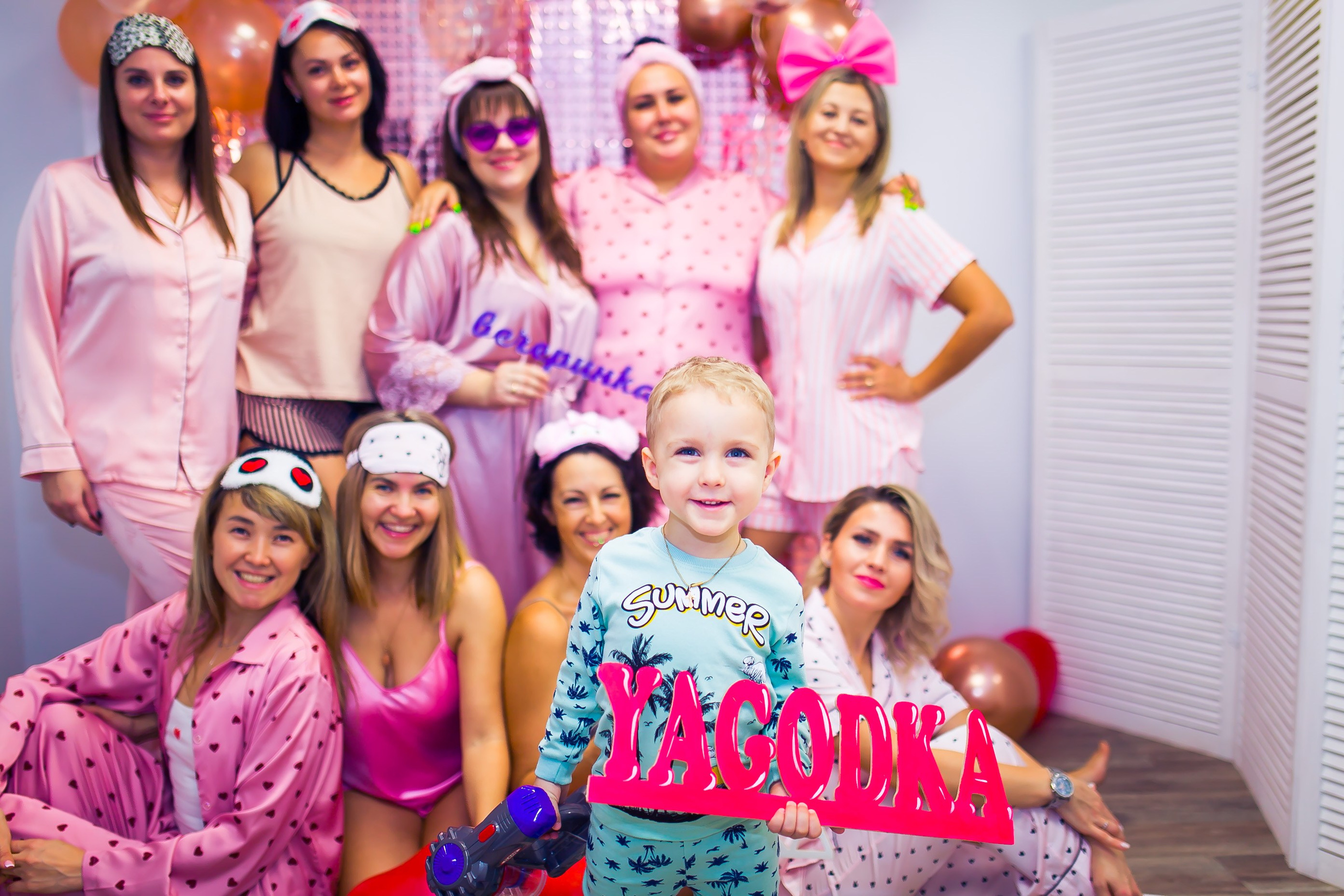 Ягодка). Дизайн интерьера Керчь, дизайнер интерьера Еремина Мария Керчь, Симфер