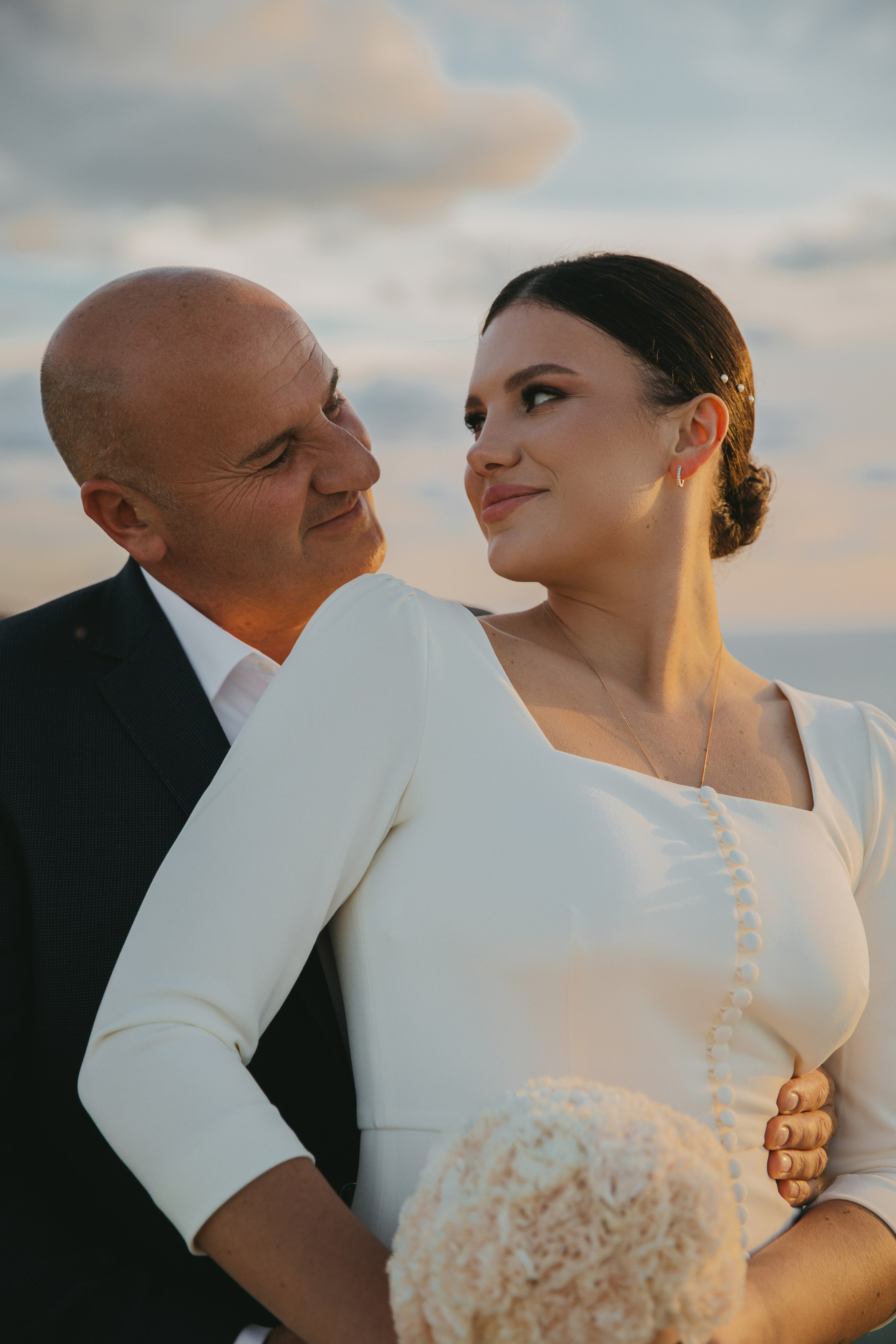 На Ласточкиных гнездах