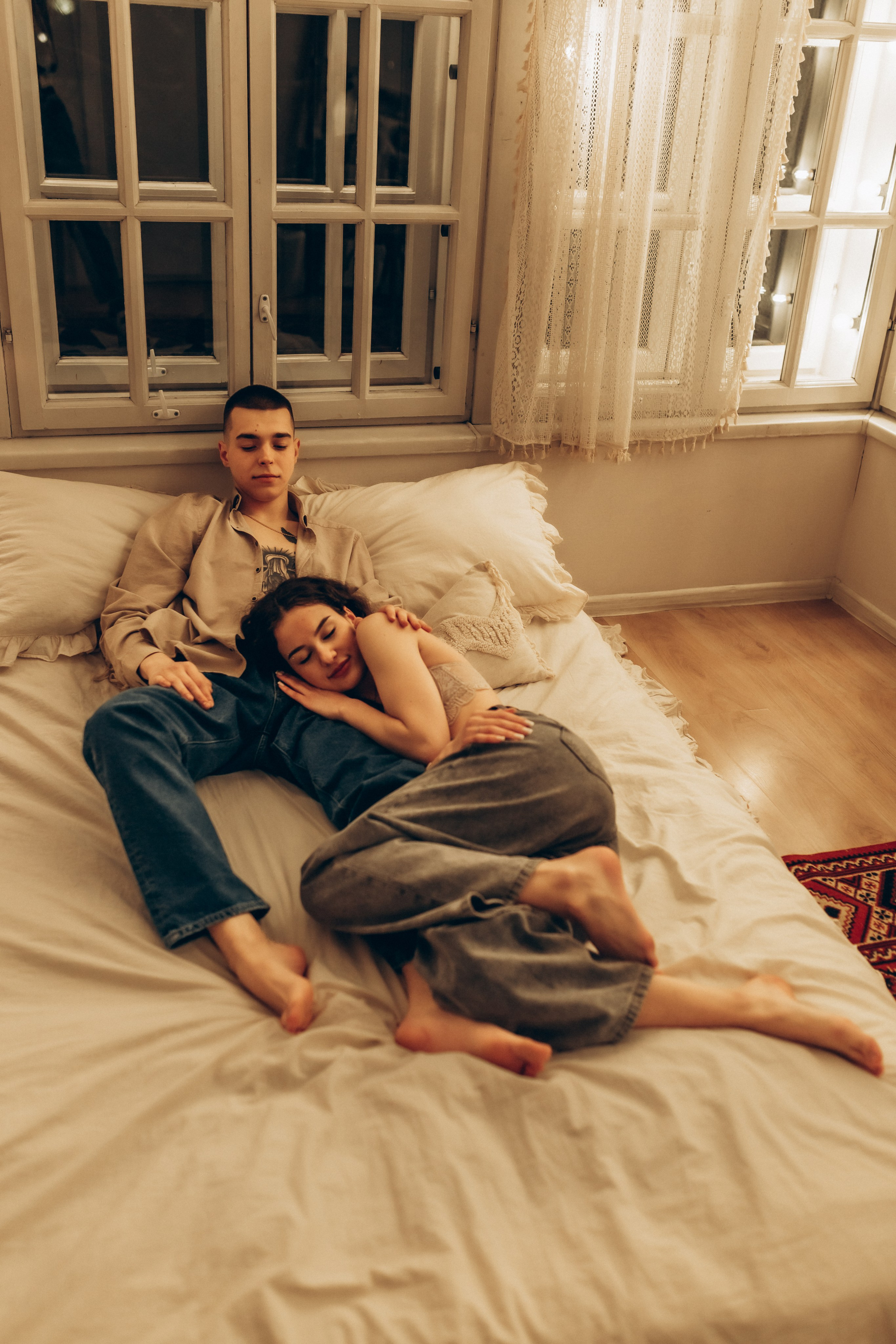 LoveStory Никита и Лиза в студии. Фотограф Санкт-Петербург Князева Елизавета