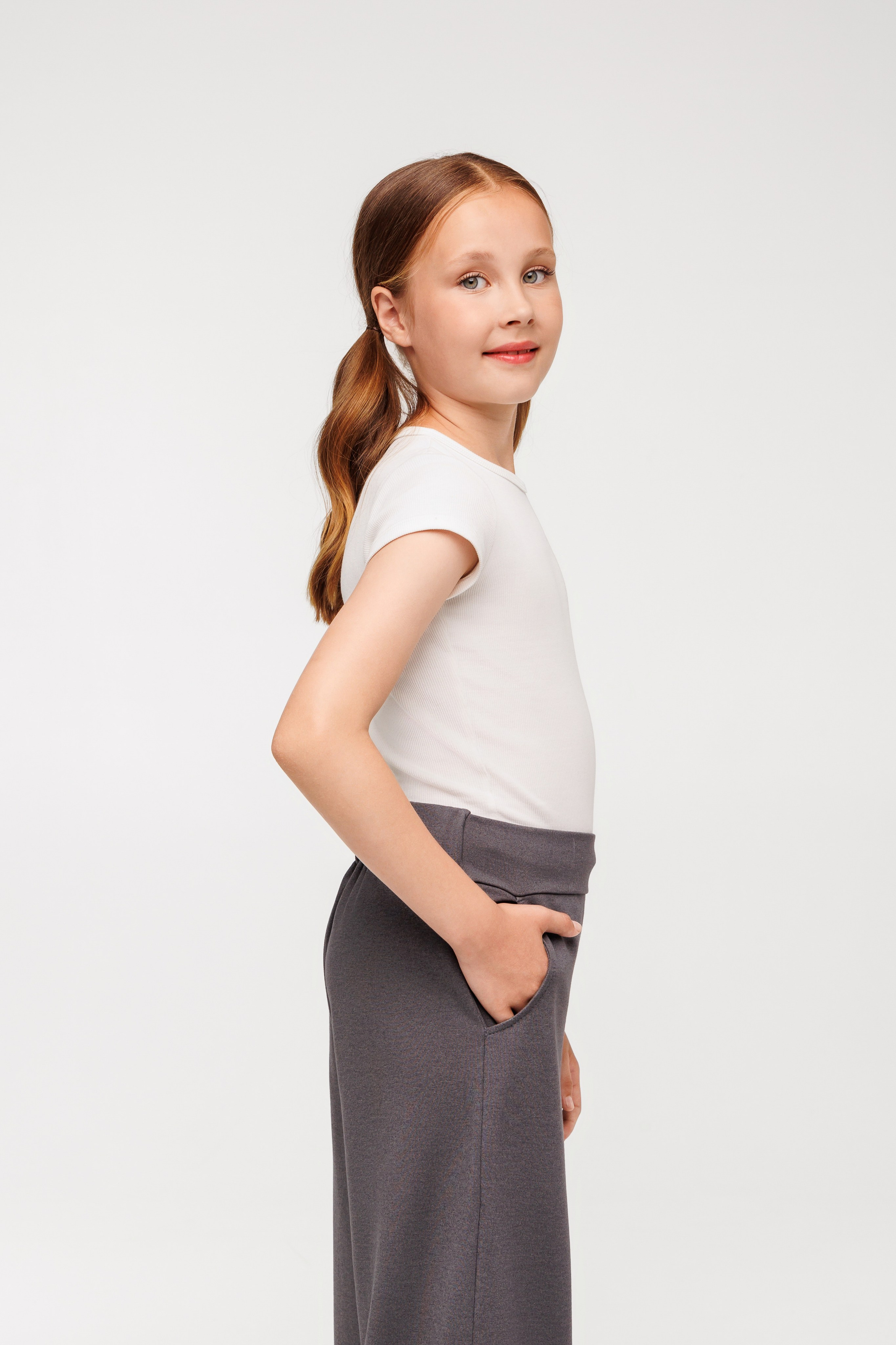 Школьная форма. Репортажный и студийный фотограф во Владивостоке Дударева Софья