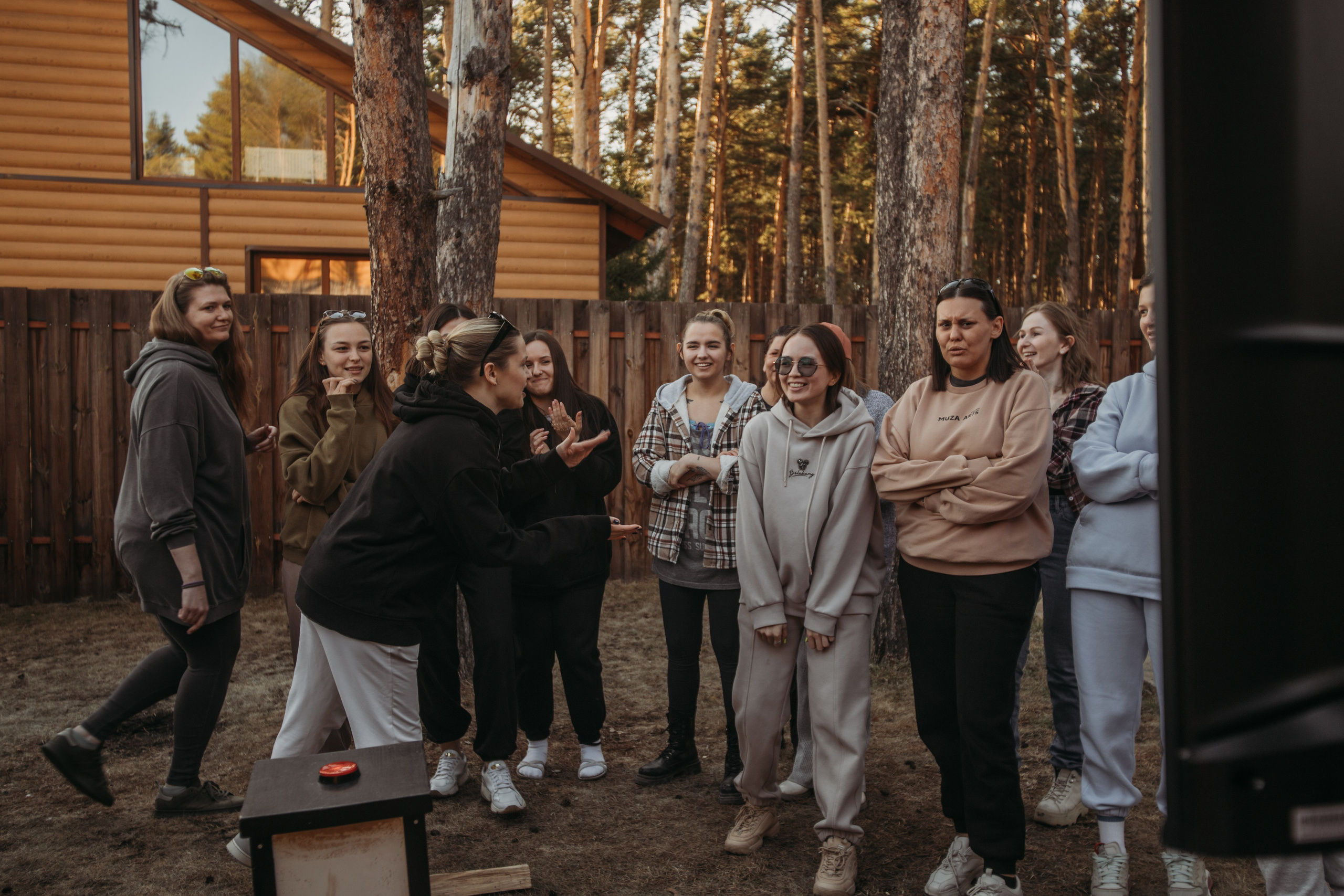 Корпоратив Muza_Arts. Венера Гайн. Репортажный фотограф  Тюмень. Обучение фотографии с 0