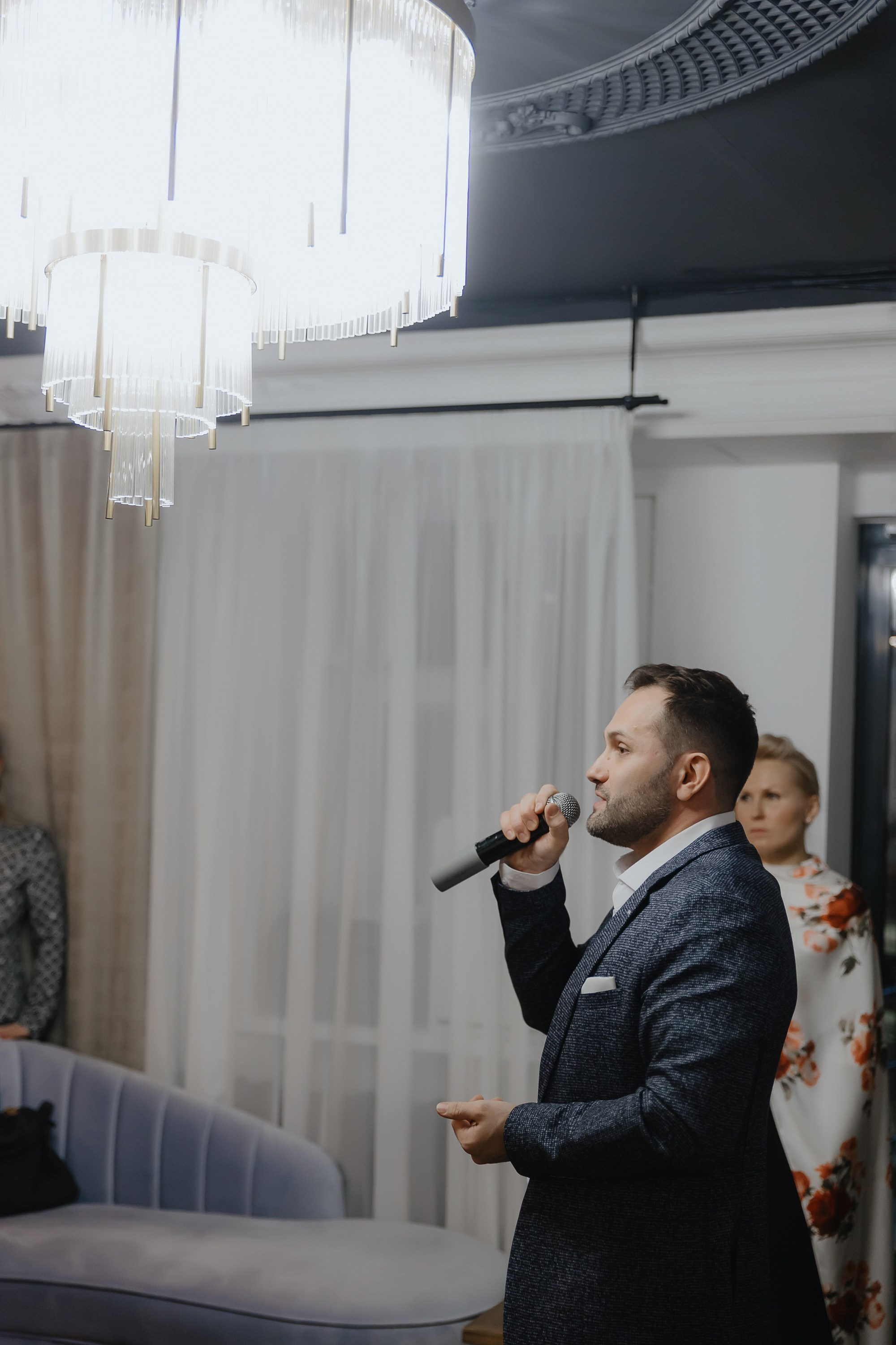 Открытие нового пространства интерьерного салона L. DECO в феврале 2025. L. Deco интерьерный салон. Краски/обои/лепной декор