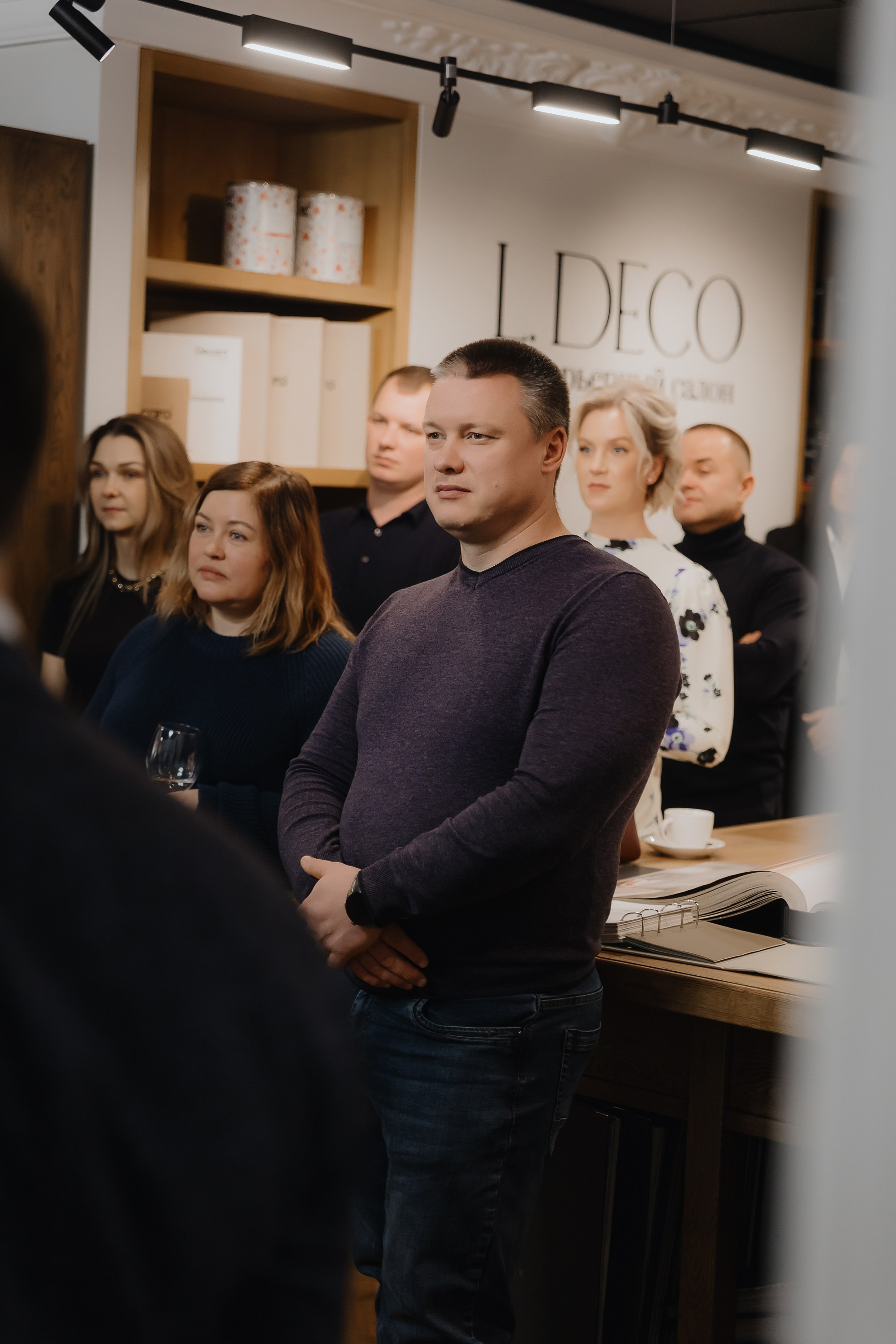 Открытие нового пространства интерьерного салона L. DECO в феврале 2025. L. Deco интерьерный салон. Краски/обои/лепной декор