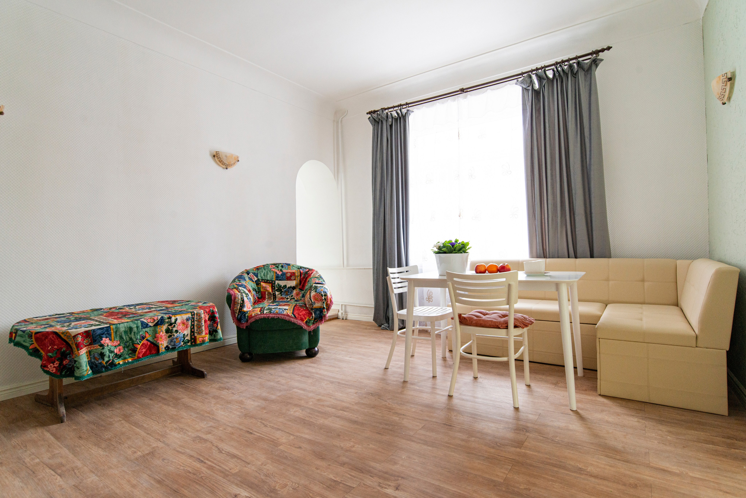 Интерьерная фотосъёмка однокомнатной квартиры. Репортажный и персональный фотограф в Москве