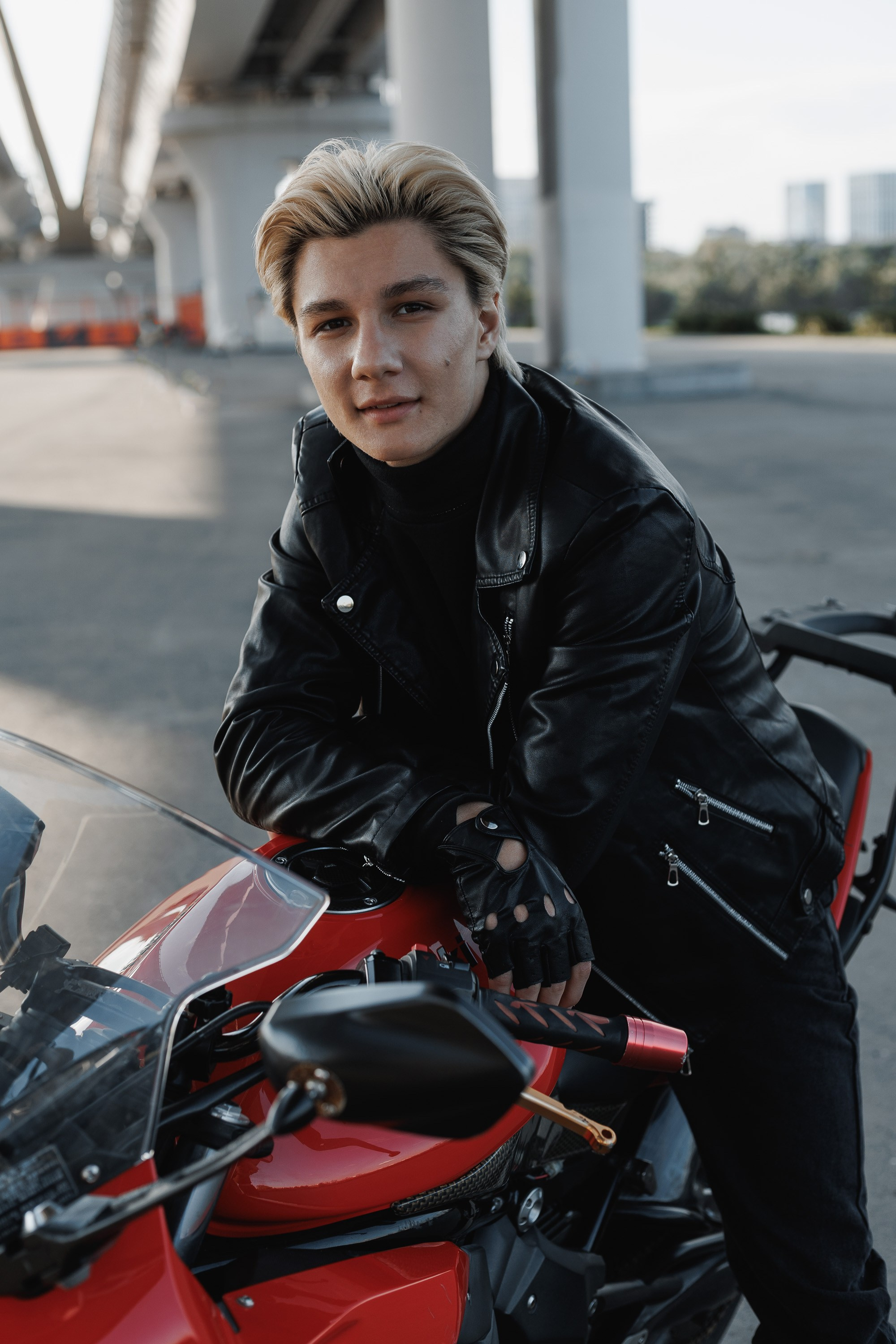 Съемка на мотоцикле. Ксю Галиасфарова — Фотограф Казань