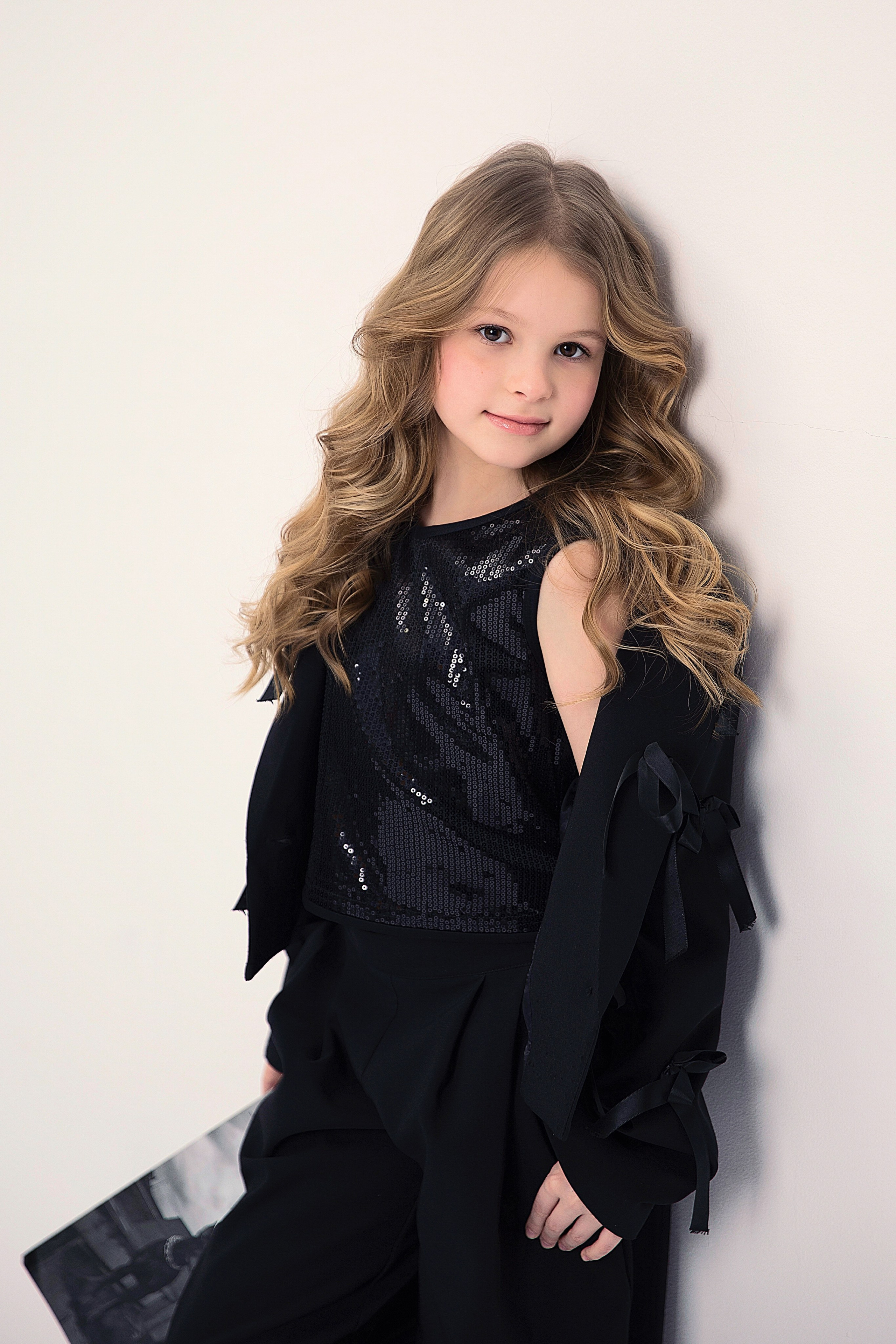 «ФАБРИКА ЗВЕЗД». Детский школьный фотограф в Кемерово Зиновьева Екатерина