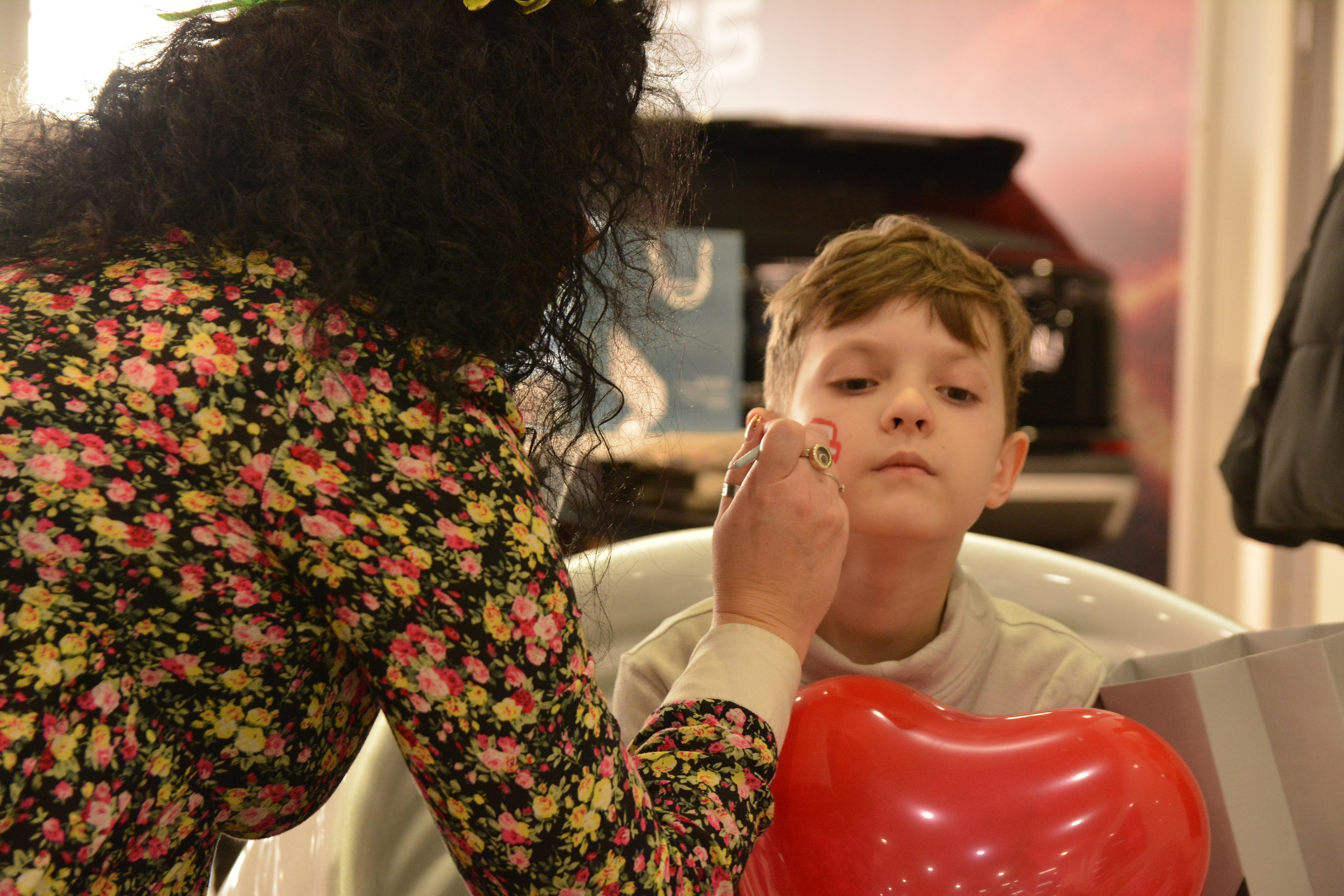 Презентация Omoda / Jaecoo. F/8 and be there — оказаться в нужном месте и поймать момент