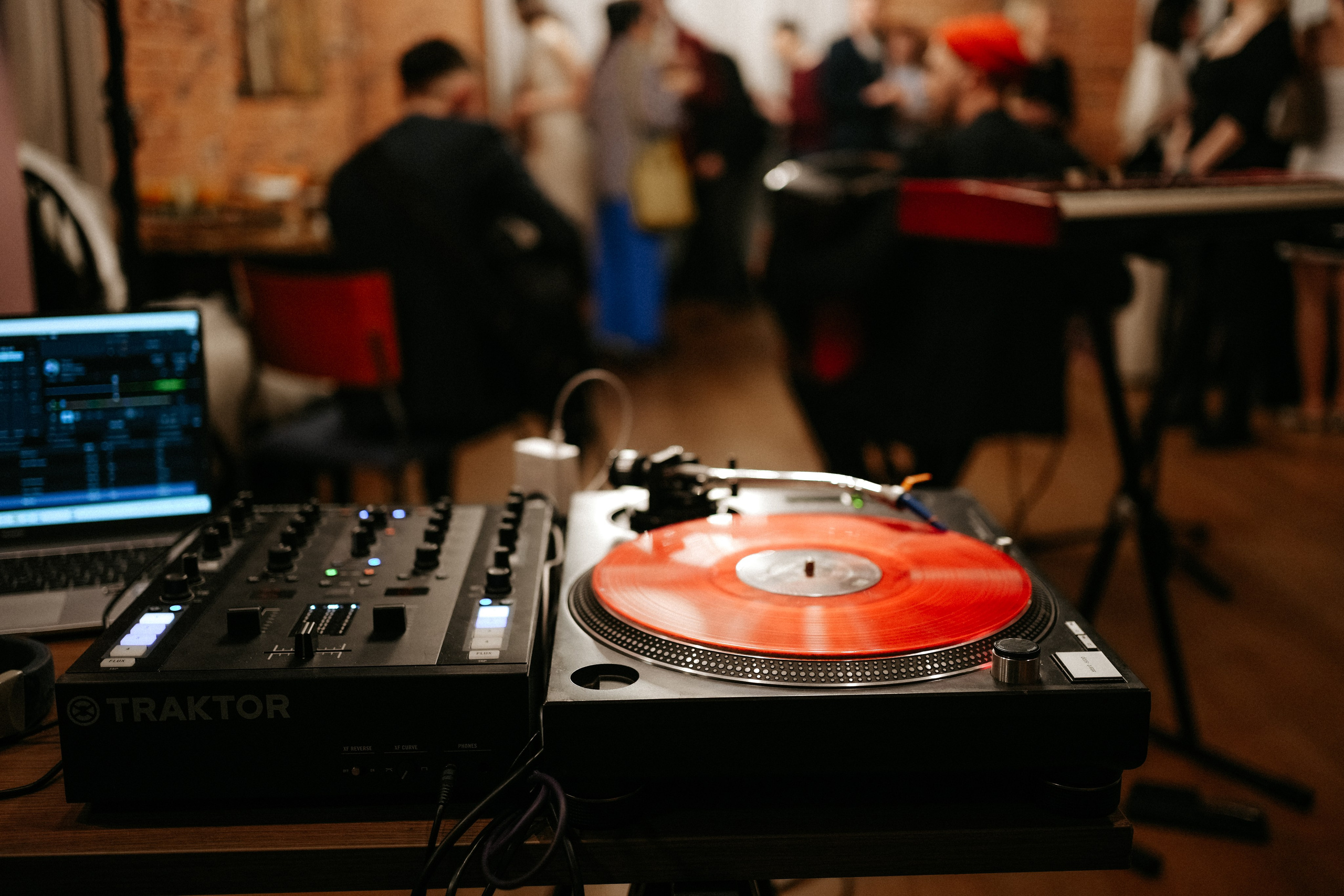 Ирина и Денис, Екатеринбург, репортаж. Фотограф Перевозкина Анна