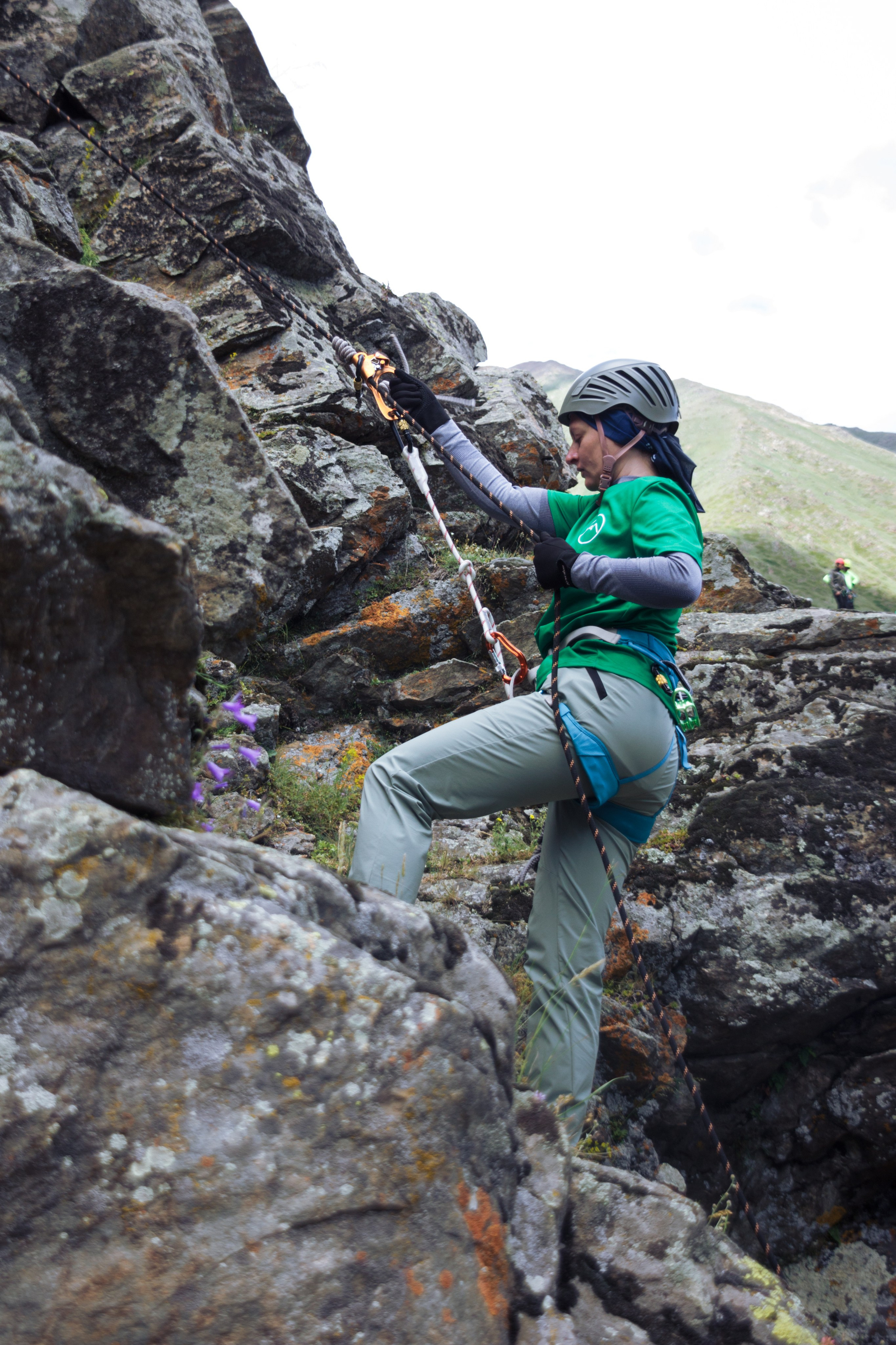 Тренировка на скалах в альплагере (Пример съемки). Фотограф Котий Даниил