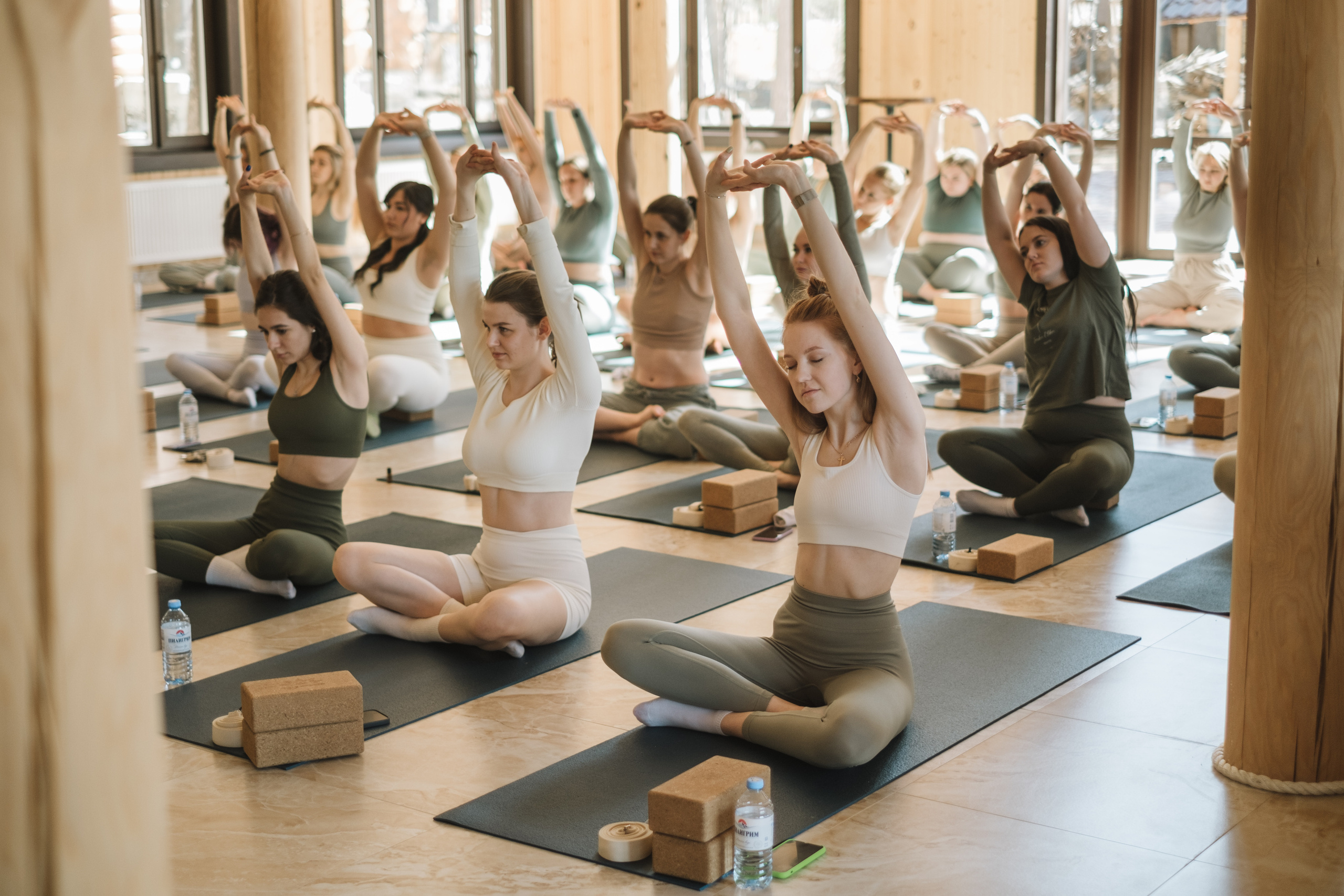 Йога ретрит у Александры Посновой. Фотограф в Санкт-Петербурге Мария Комолитдинова