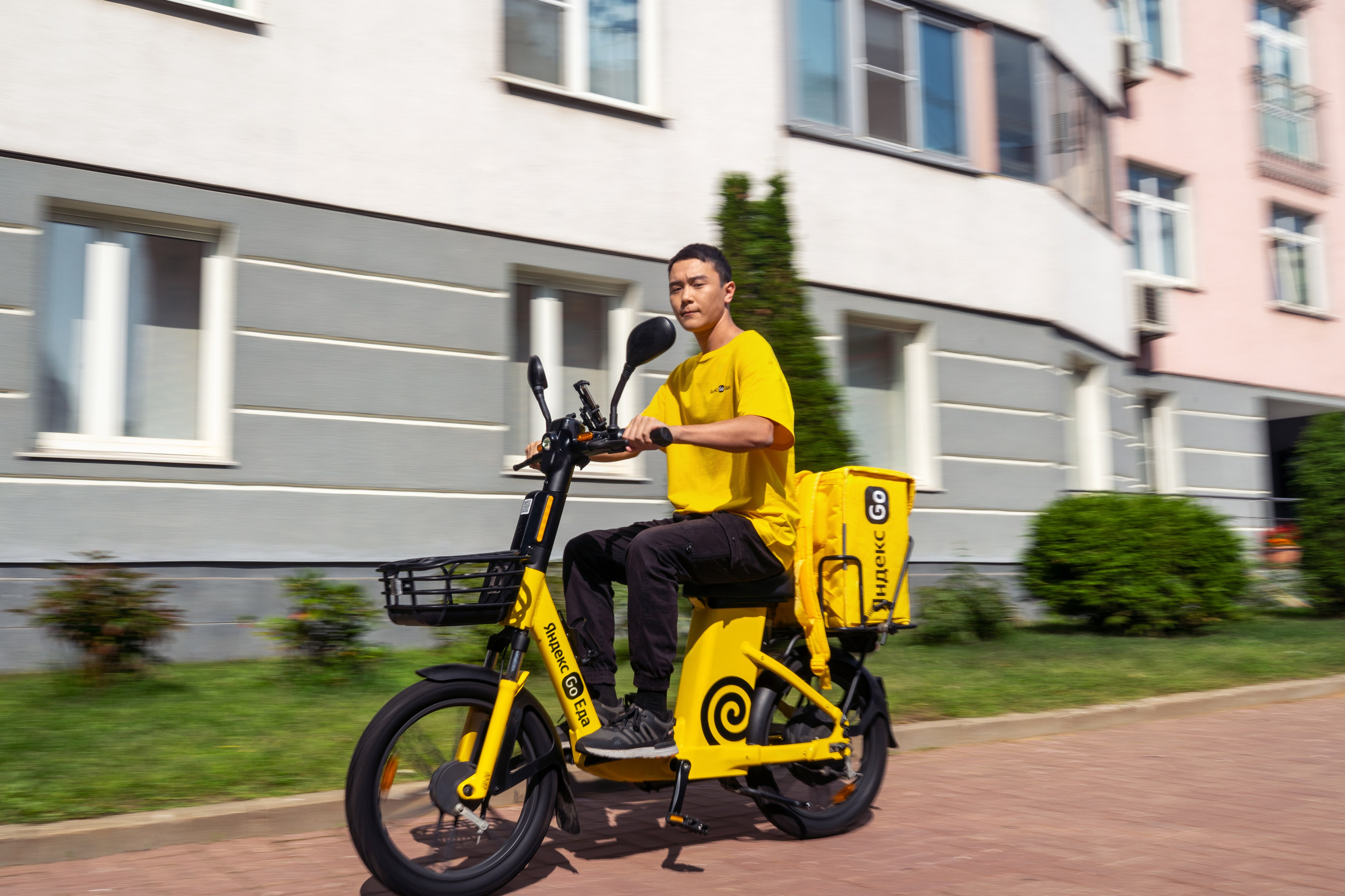 Yandex Eats. Евгений Бреча. Коммерческий и бэкстейдж фотограф в Москве