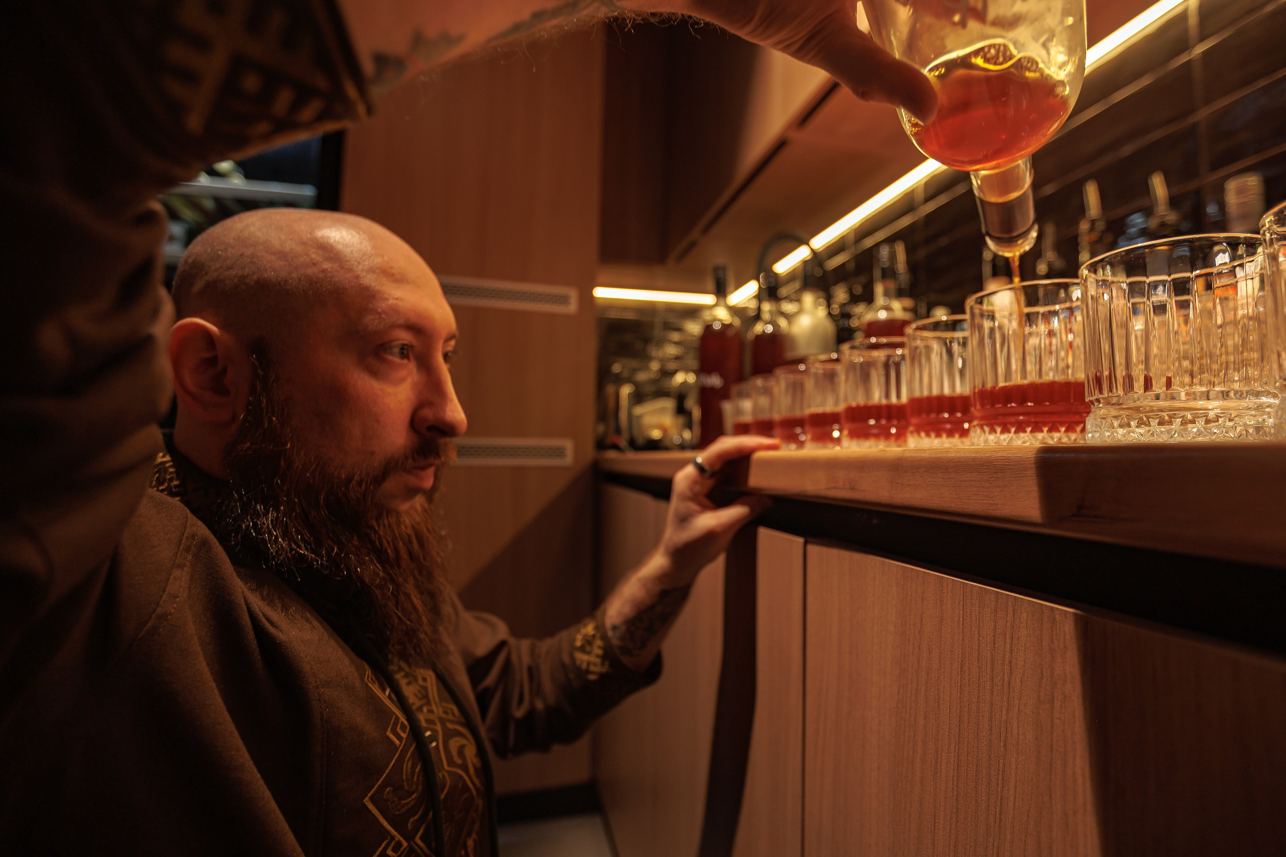 Гастроужин Поселенцы в гостях у Самозванцев