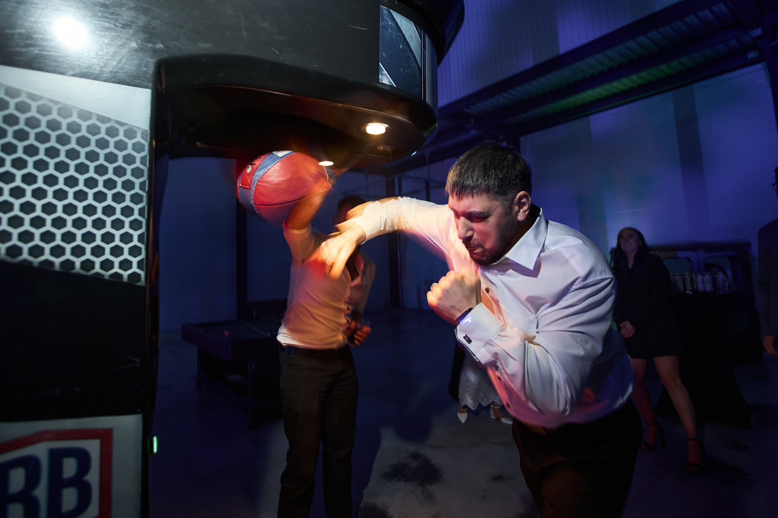 Уральская Кровельная. Свадебный фотограф Челябинск, Екатеринбург, Курган — Виктор Слуднов