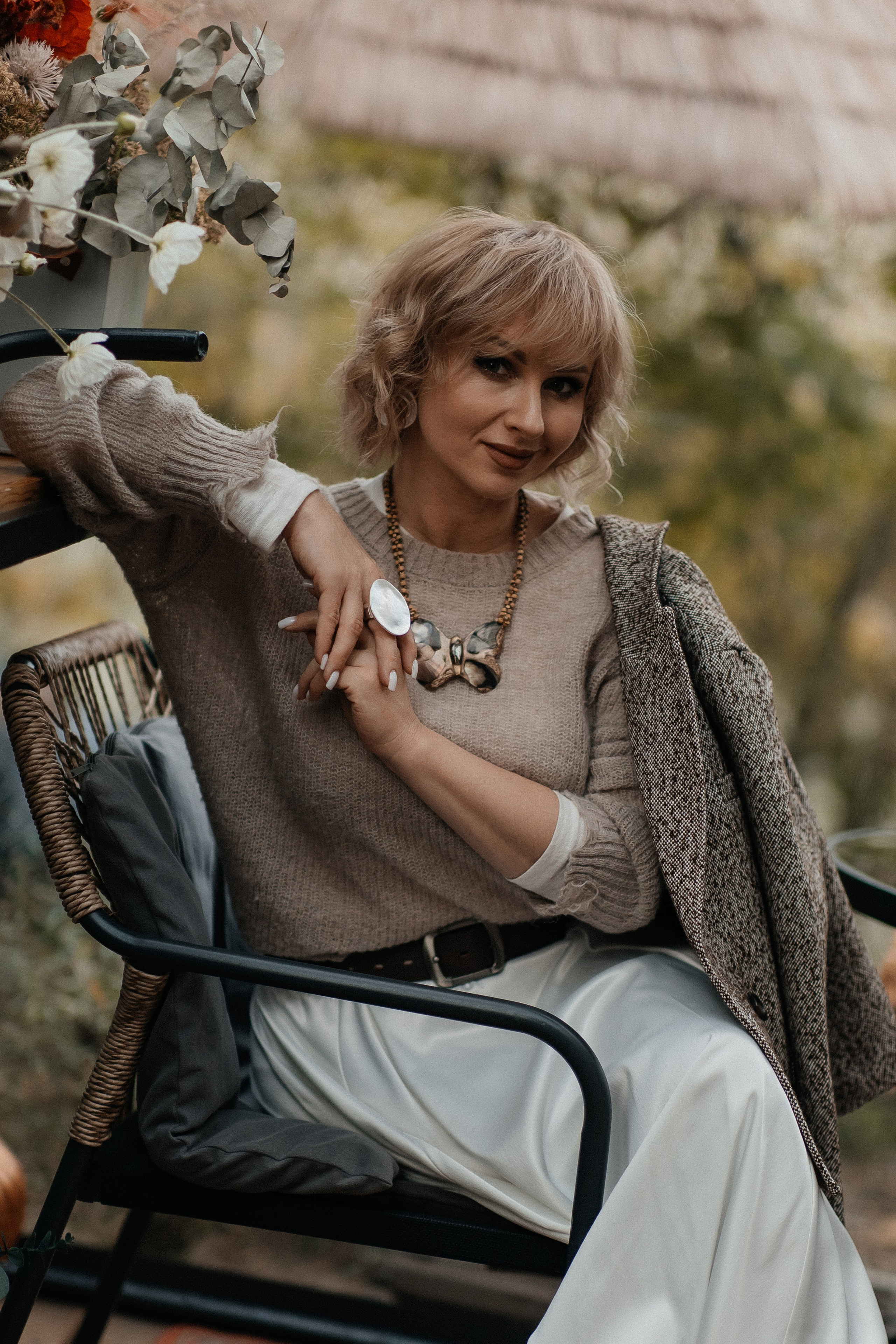 Маша и осень