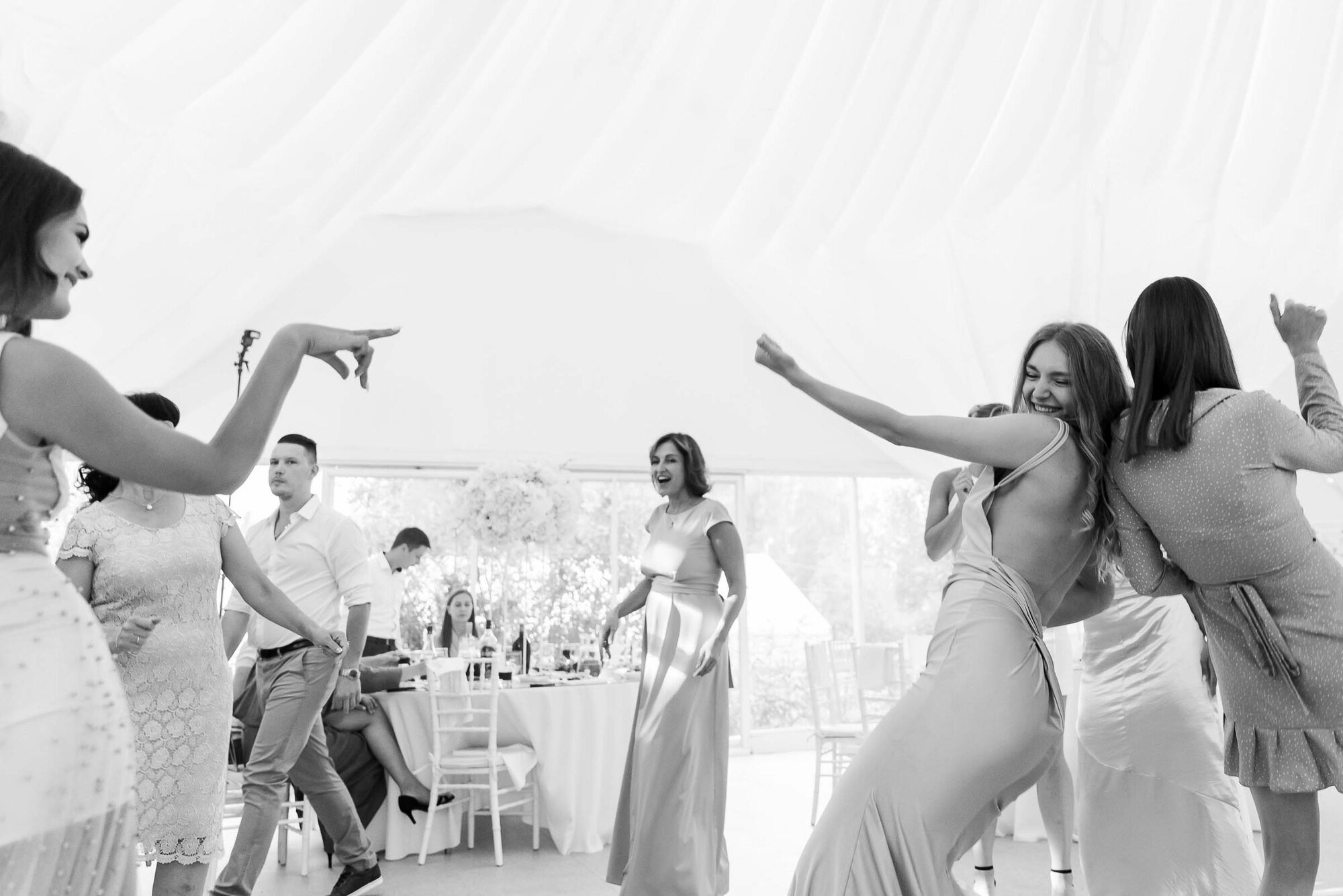 Стильная свадьба со сборами в гостинице Эрмитаж. Свадебный фотограф в Санкт-Петербурге и Москве Андрей Нестеров