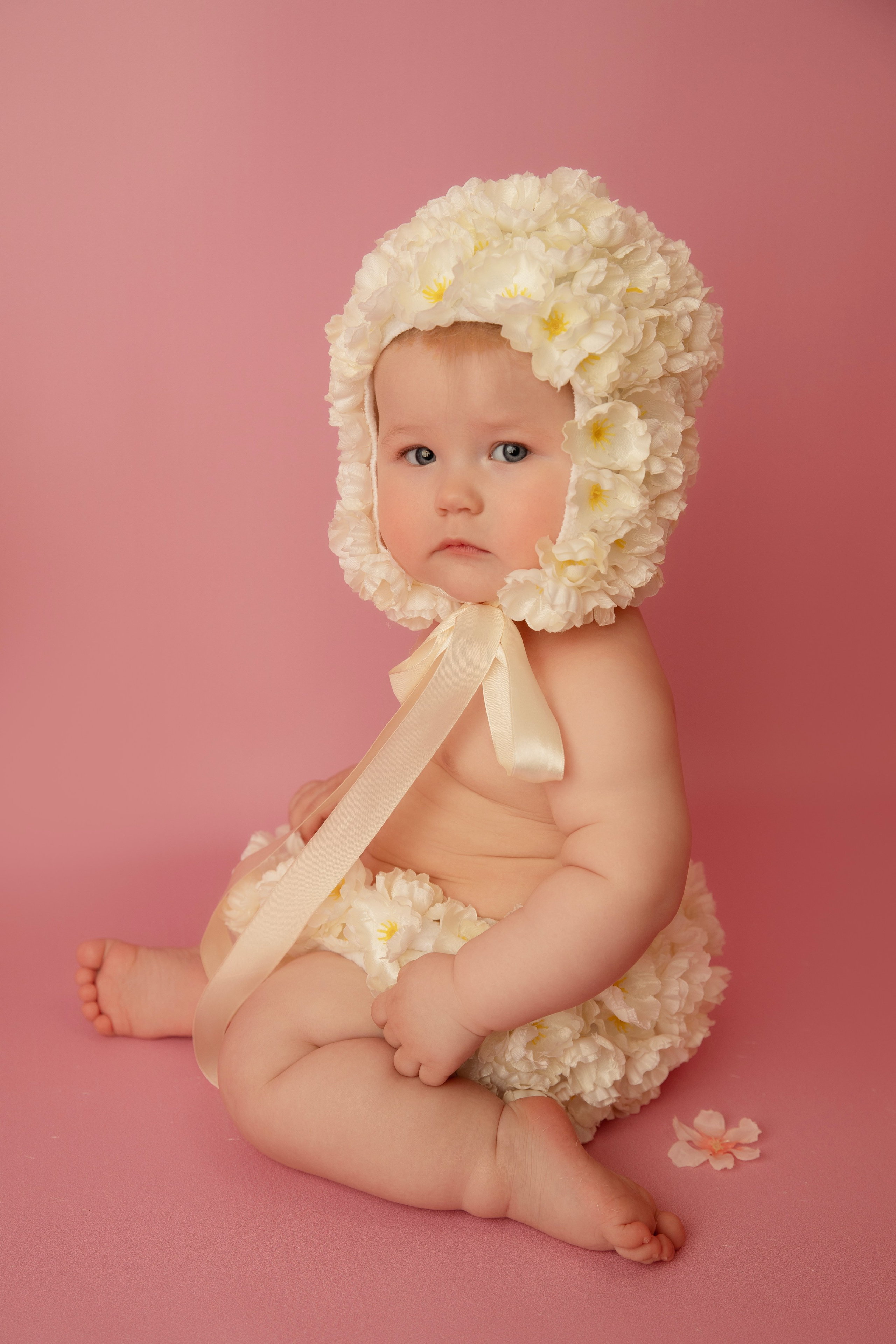 Съемка годовасиков в цветочных костюмах. Фотограф новорожденных, детский фотограф  Москва.Семейная съемка Москва. Семенова Анна