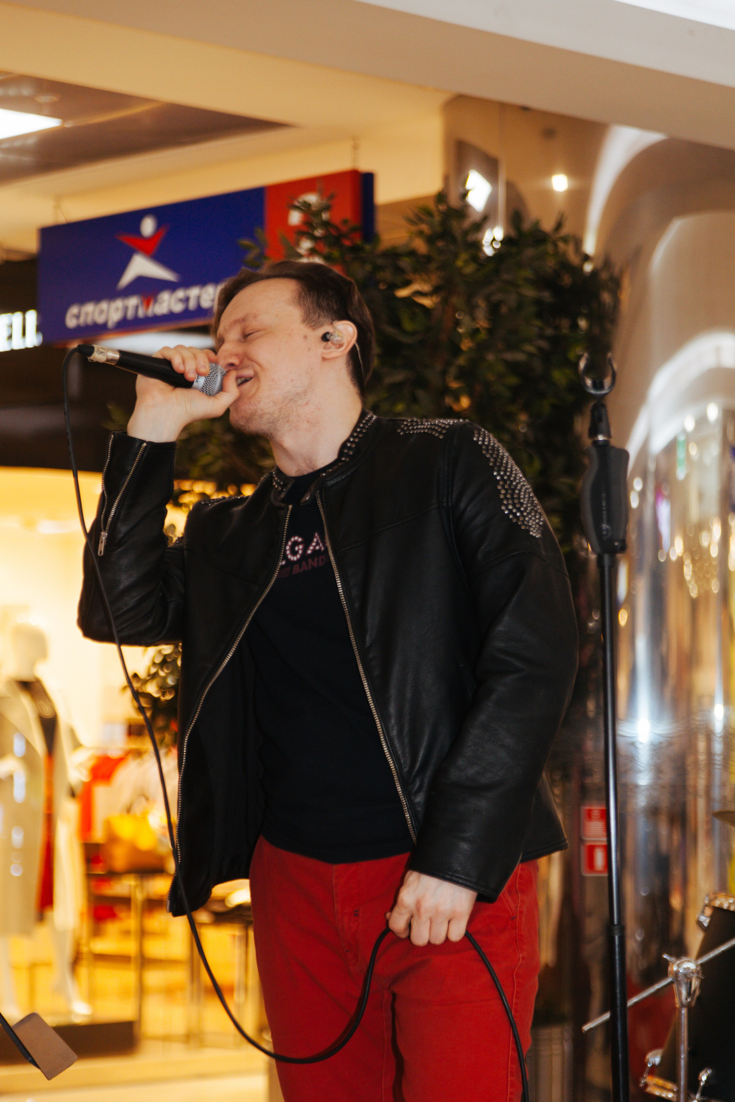 ТРЦ. ФОТОГРАФ В ЕКАТЕРИНБУРГЕ НАСТЯ MUSE