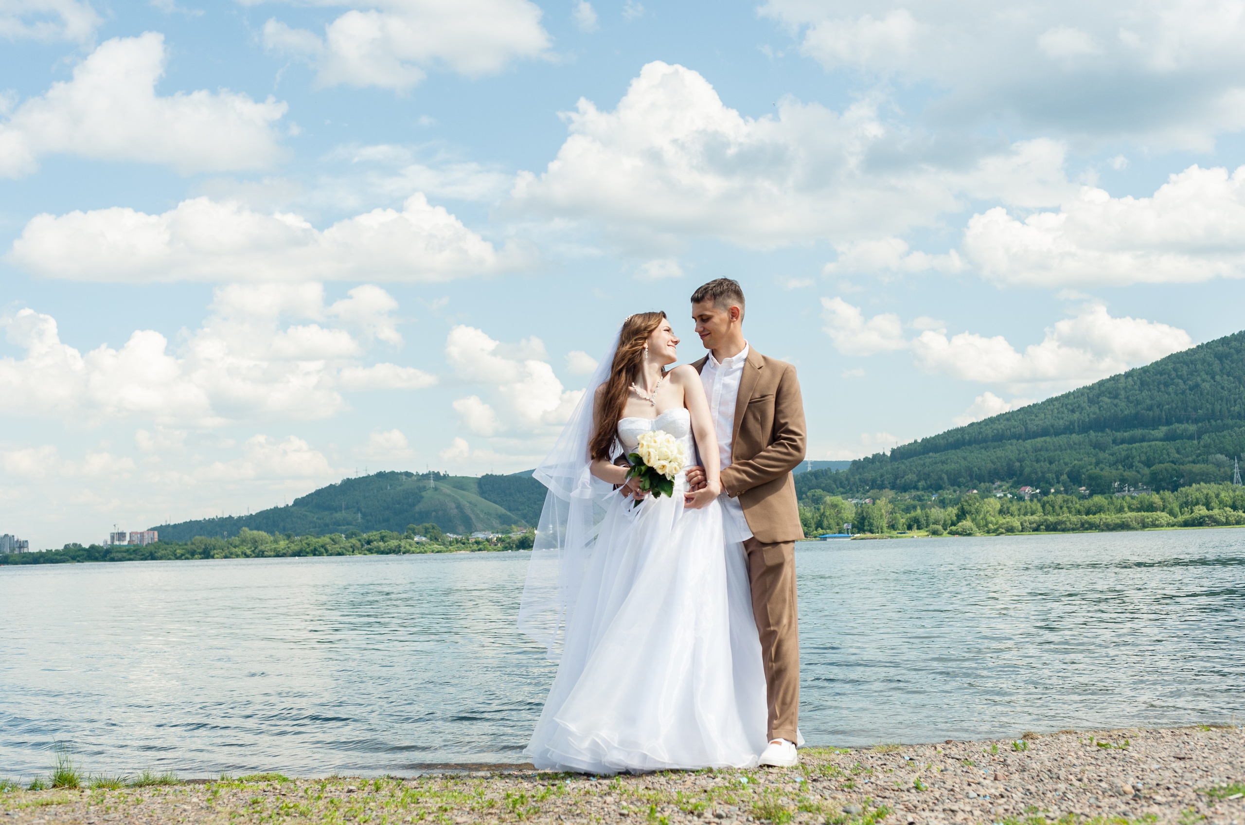СВАДЕБНАЯ СЪЕМКА. Приветствую! Меня зовут Александра, я занимаюсь репортажной и предметной съемкой в Красноярске