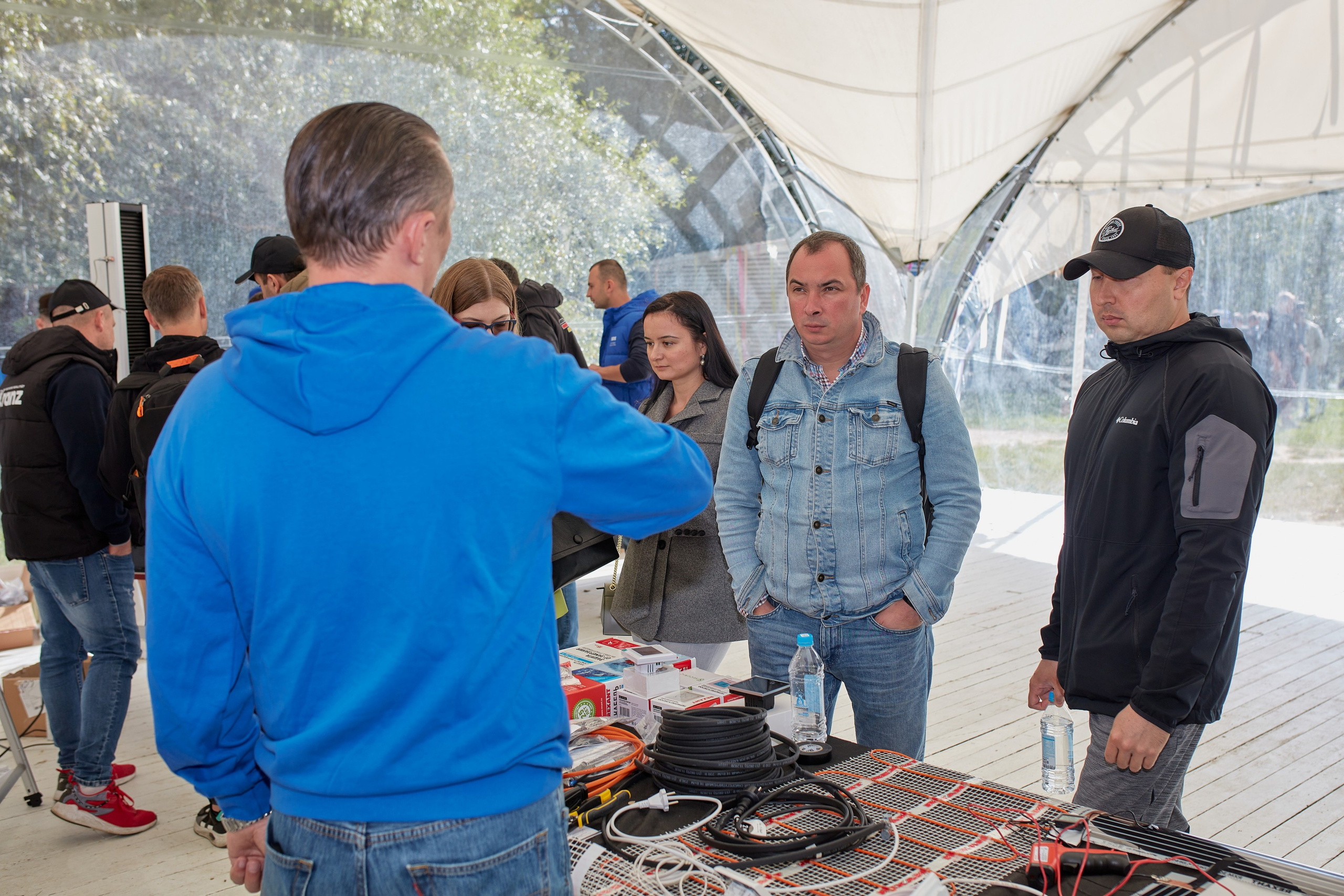 Форм электромонтажников Rexant и Kranz. Коммерческий фотограф в Москве Павел Володин — фотосъемка для бизнеса