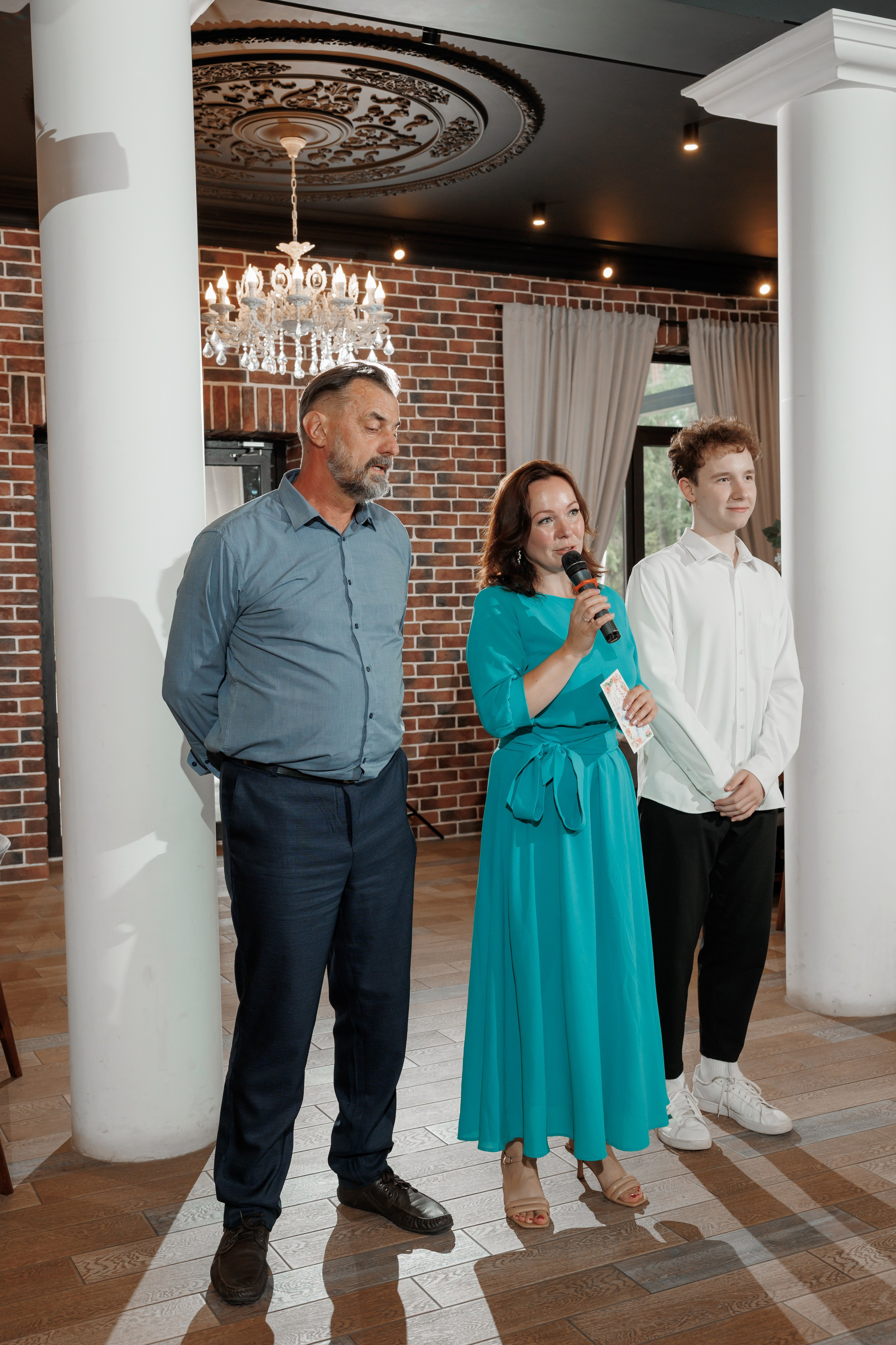 Полина и Дмитрий, загородный клуб «Барин», ЗАГС в г. Пушкино. Свадебный и репортажный фотограф (Москва, Королев и другие)