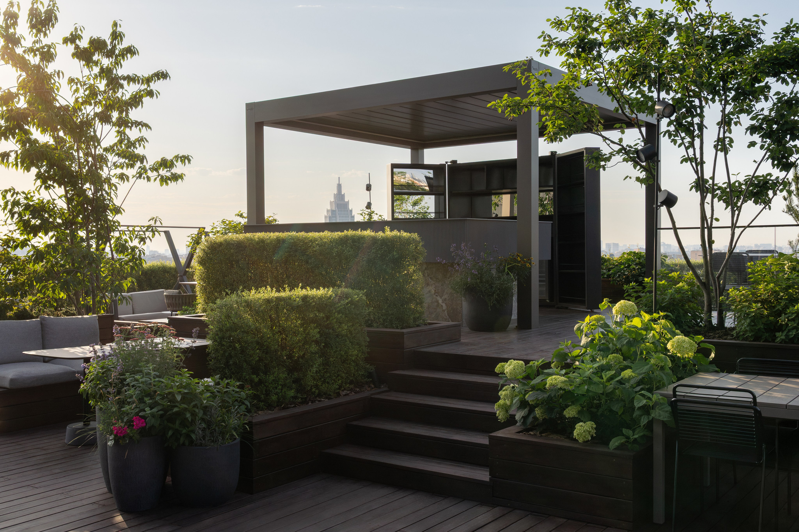 Brusnika office terrace, Moscow. Артамонов Александр | Архитектурный и ландшафтный фотограф