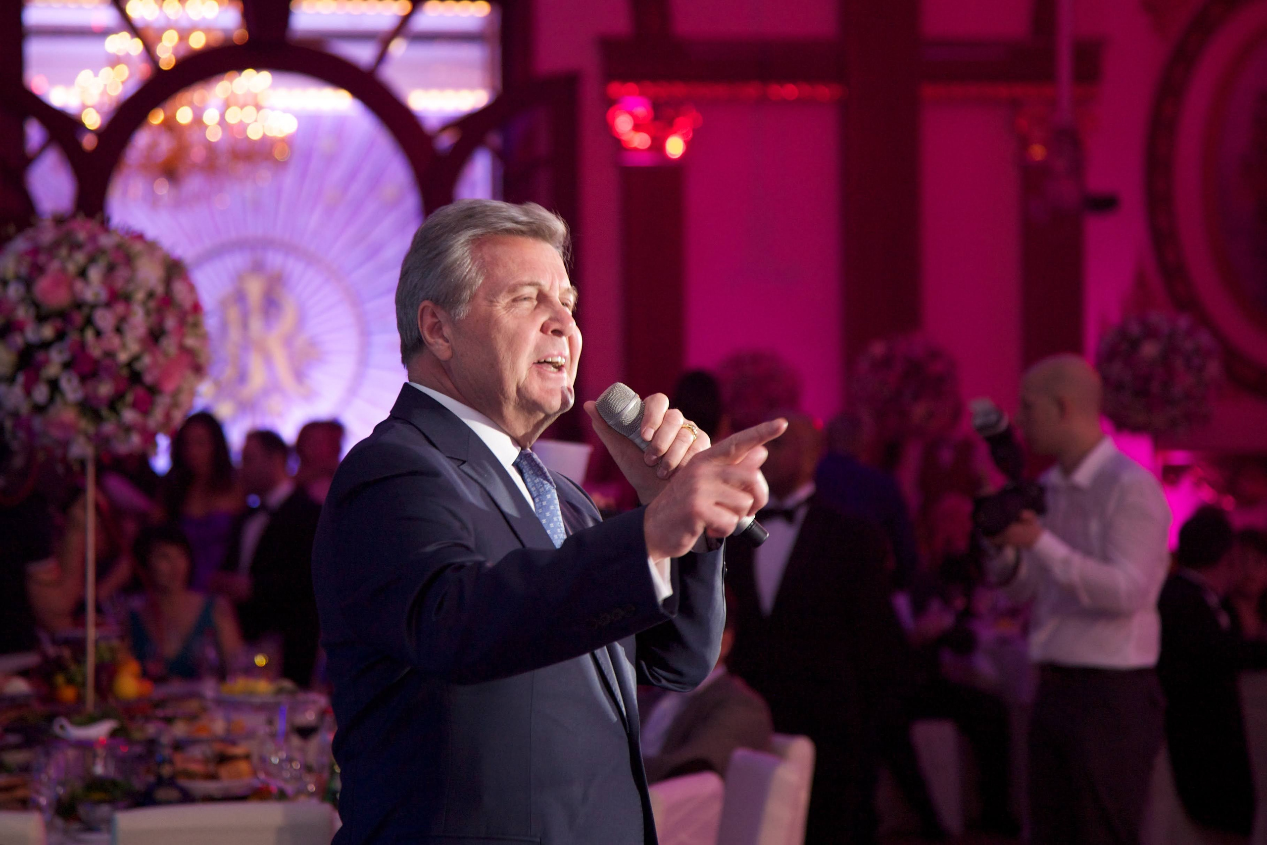 Фотограф и дизайнер Валерий Хотеев