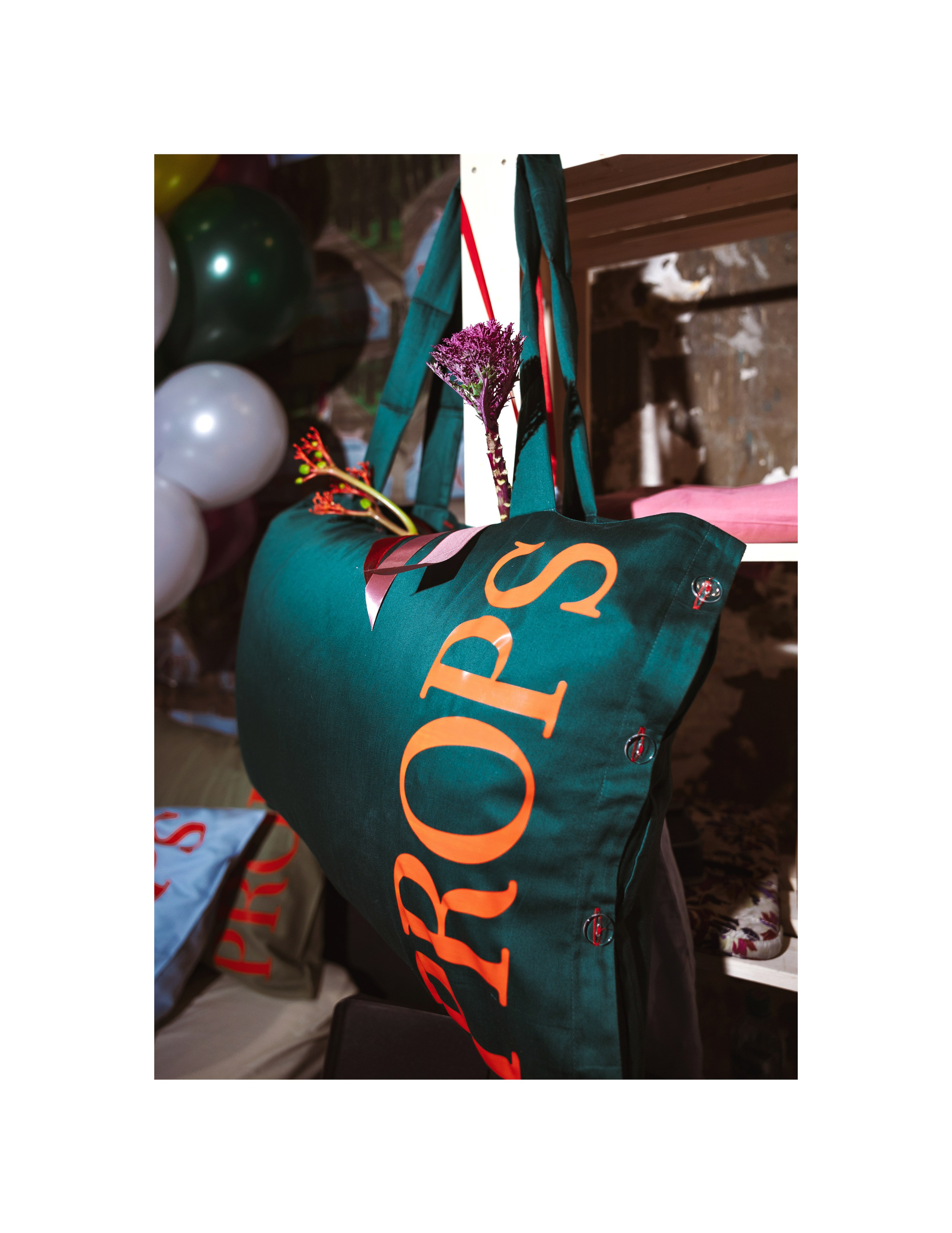 PROPS маркет. Портретный и ивент-фотограф в Москве