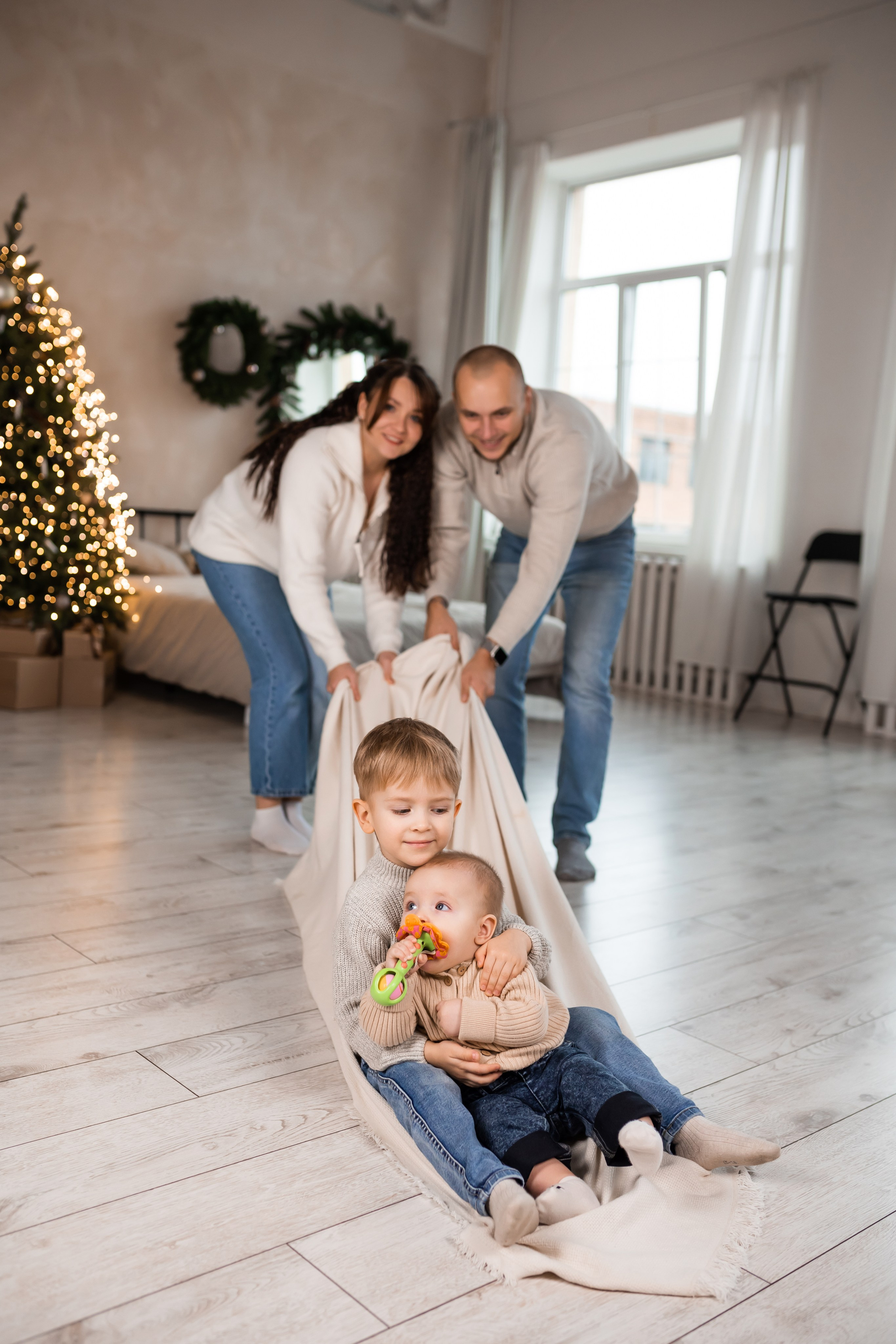 Мария с семьей. Свадебный фотограф Татьяна Фот