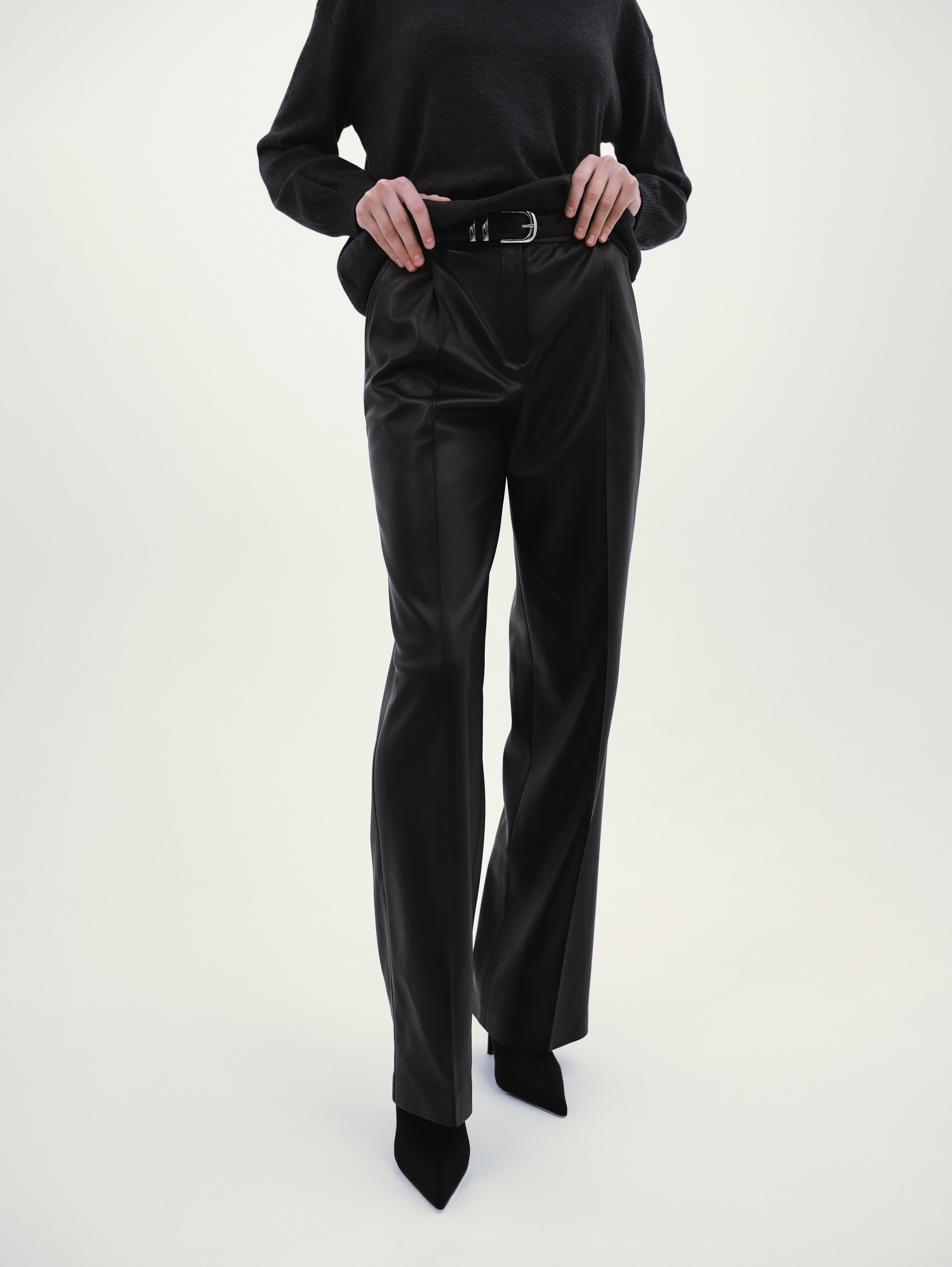 Red Cardigan. Фотограф в Москве и Сургуте Алла Лесовая. Снимаю каталог для брендов и индивидуальные портреты для людей