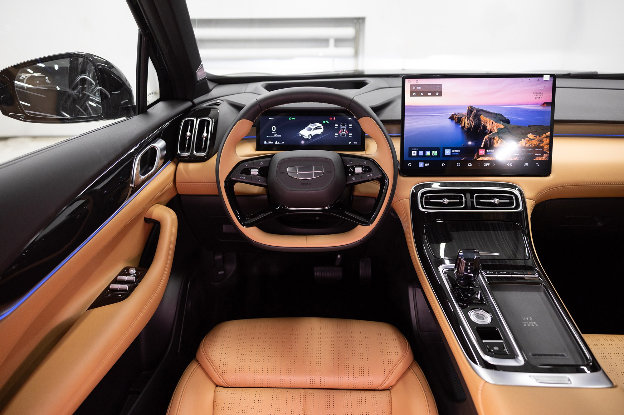 Geely Atlas 1.5T DCT (174 л. с.). Автосалон «Х-Авто»