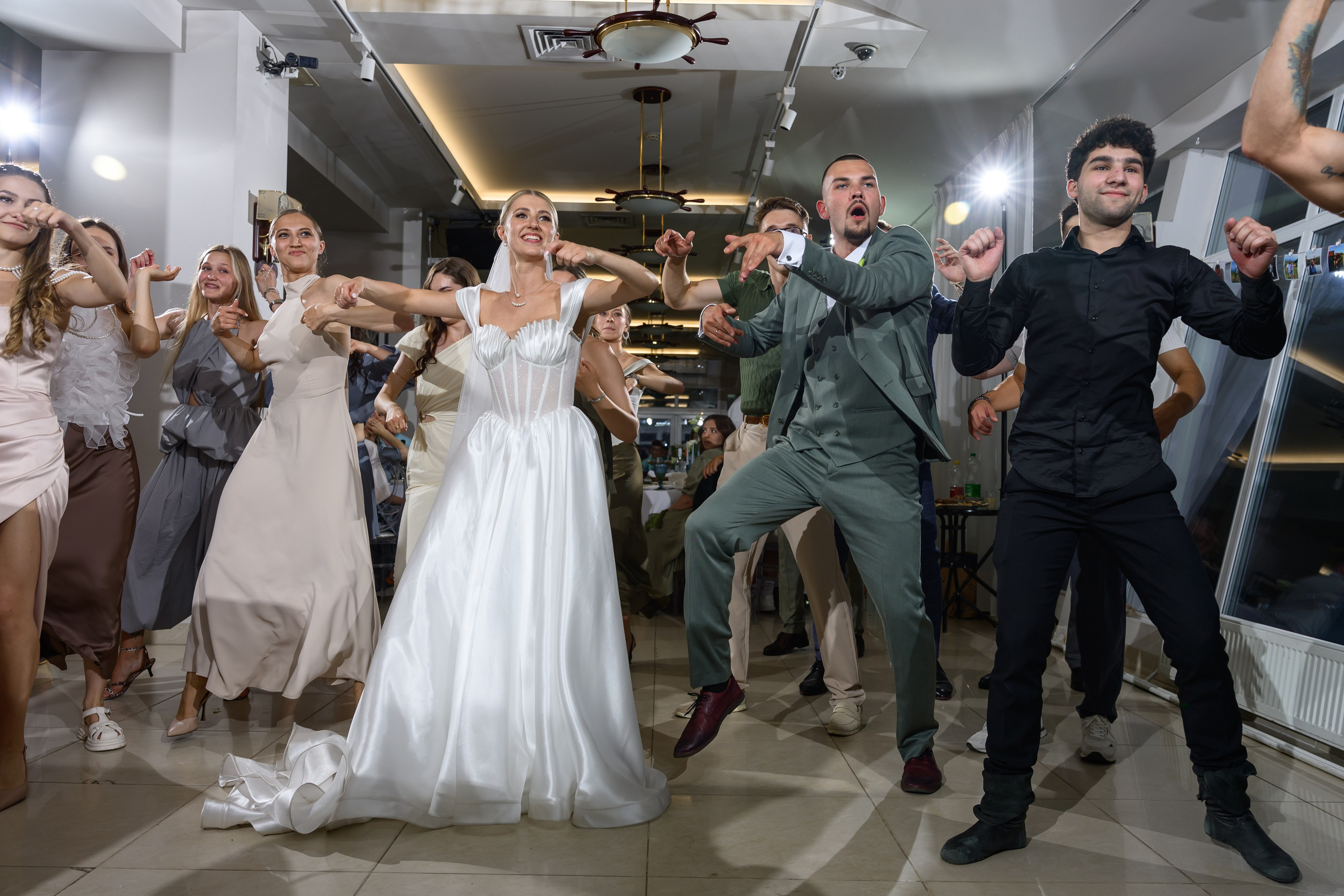 Свадебная фотосессия в отеле «Милан». Свадебный фотограф Москва Юрий Кульман