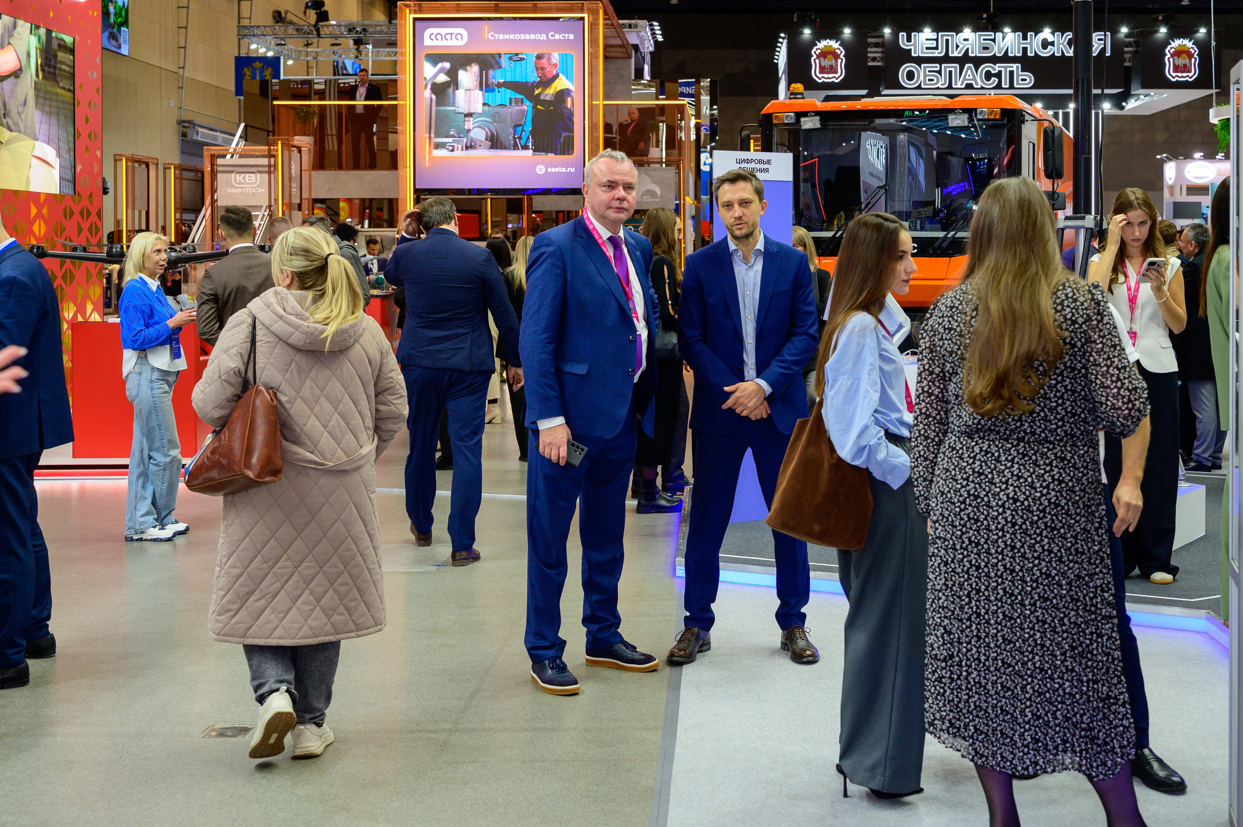 BigindustrialweekBelarus. Фотоуслуги, услуги фотографа, фотографирование важных событий