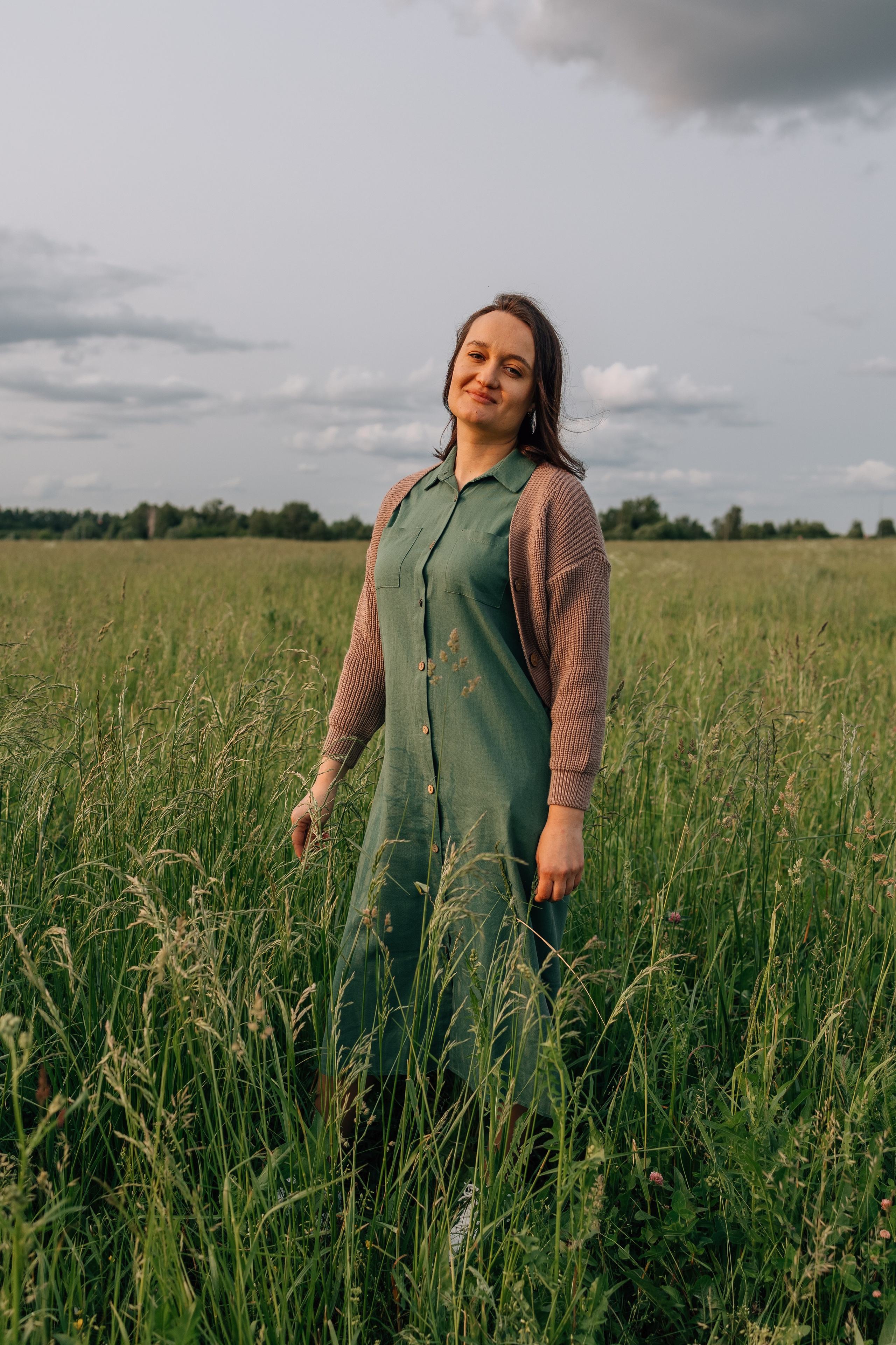 Анна, Марчелло, Настенька и Влада в поле. Фотограф Москва Светлана Кирюшина