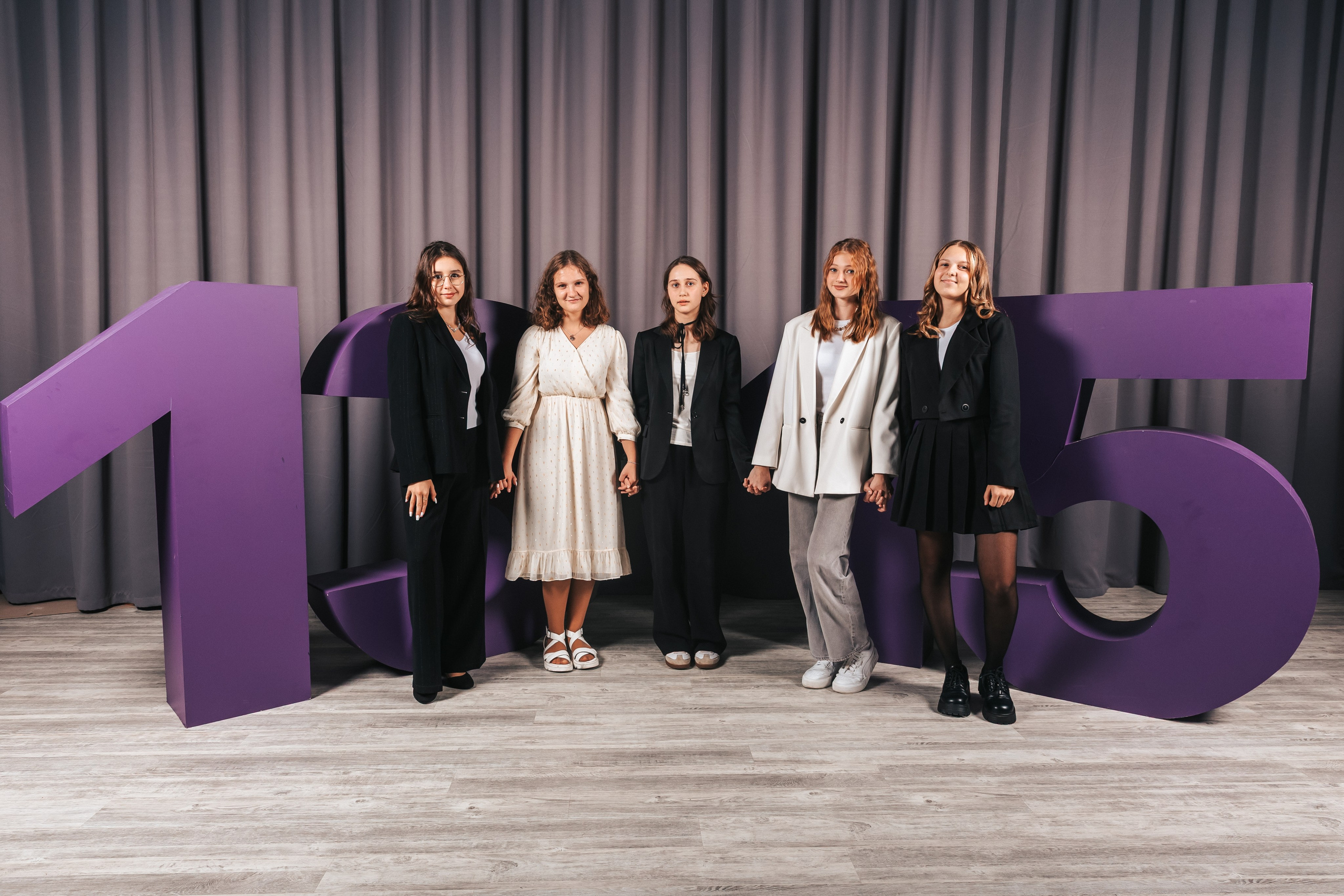 Школы. All In Media — фотосъёмка и видеопродакшн