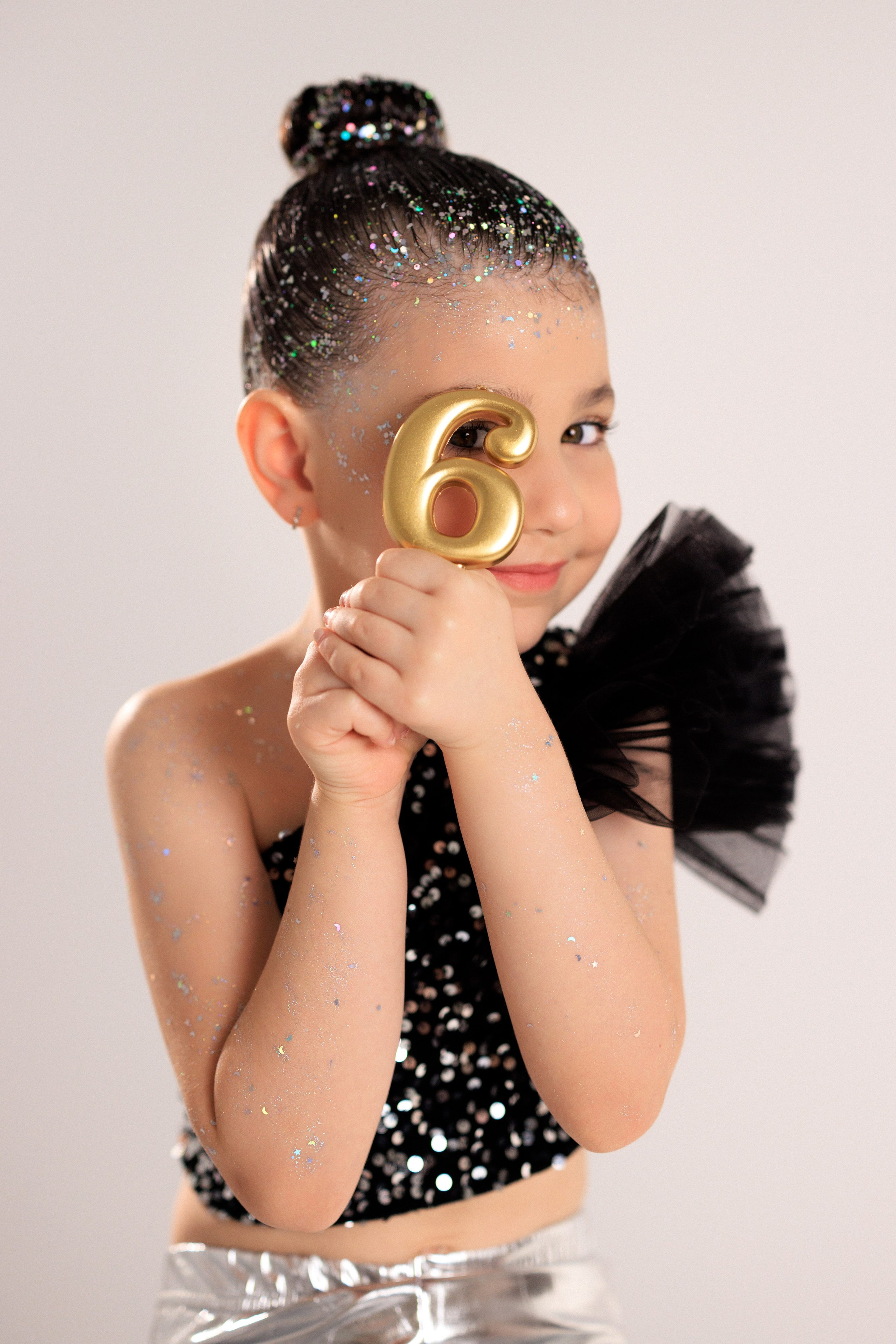 Фотосессия к Дню рождения девочки 6 лет. Семейный и детский фотограф в Краснодаре Анна Трашкова