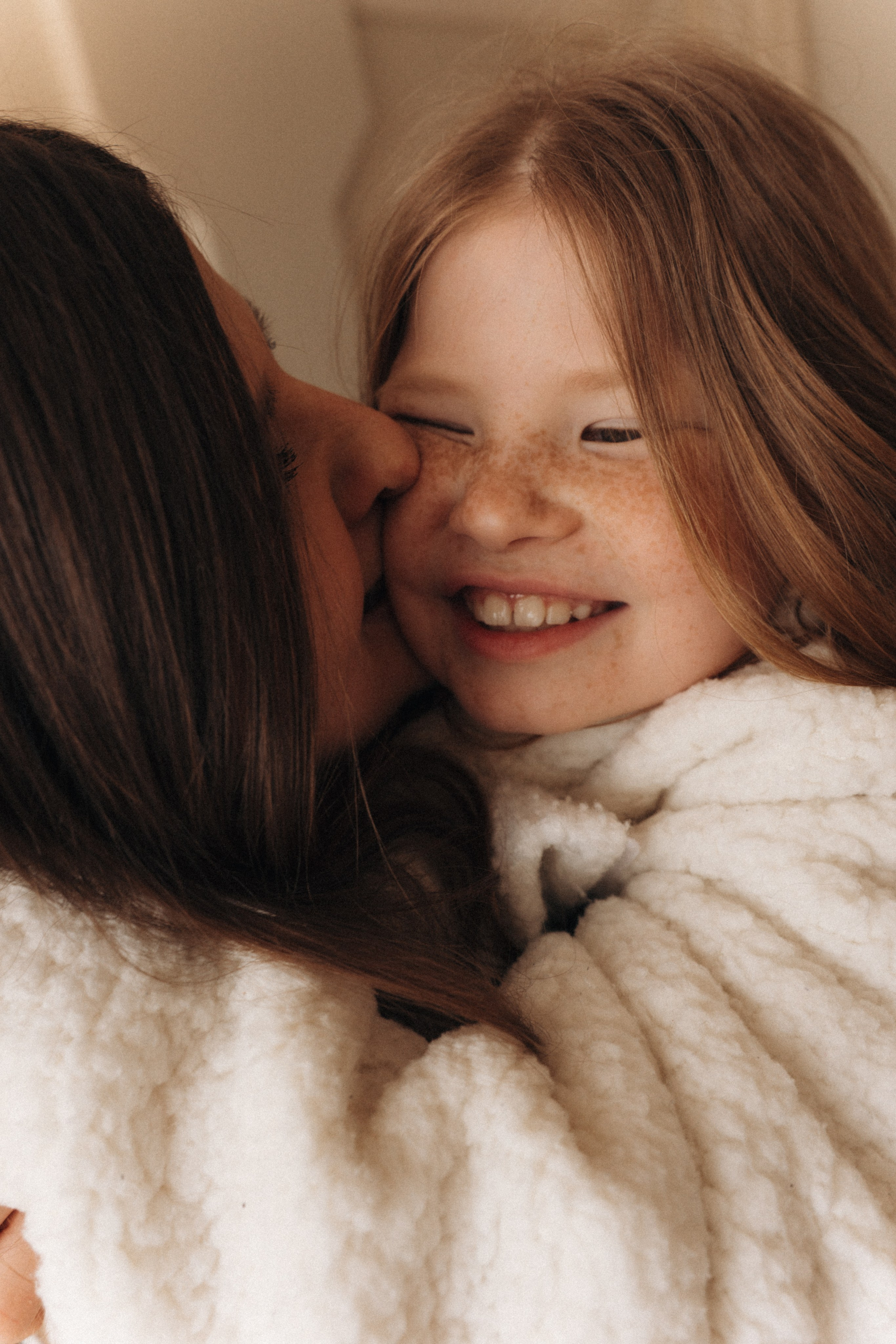 Улыбки, объятия и фотоискусство. Ваш семейный фотограф в Минске — Вика Трегубова