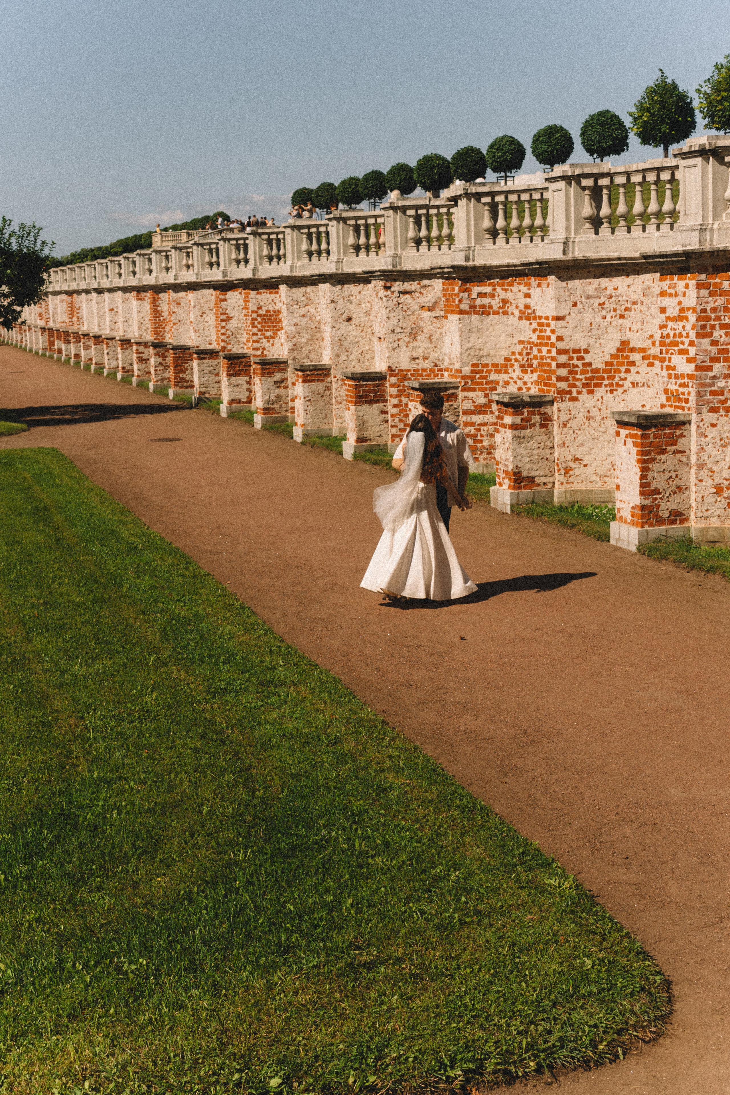 СВАДЕБНАЯ СЬЕМКА В ПЕТЕРГОФЕ И СЬЕМКА РЕПОРТАЖА В ЗАГСЕ ПЕТЕРГОФА. Профессиональный фотограф, Санкт-Петербург — Виктория Богомолова