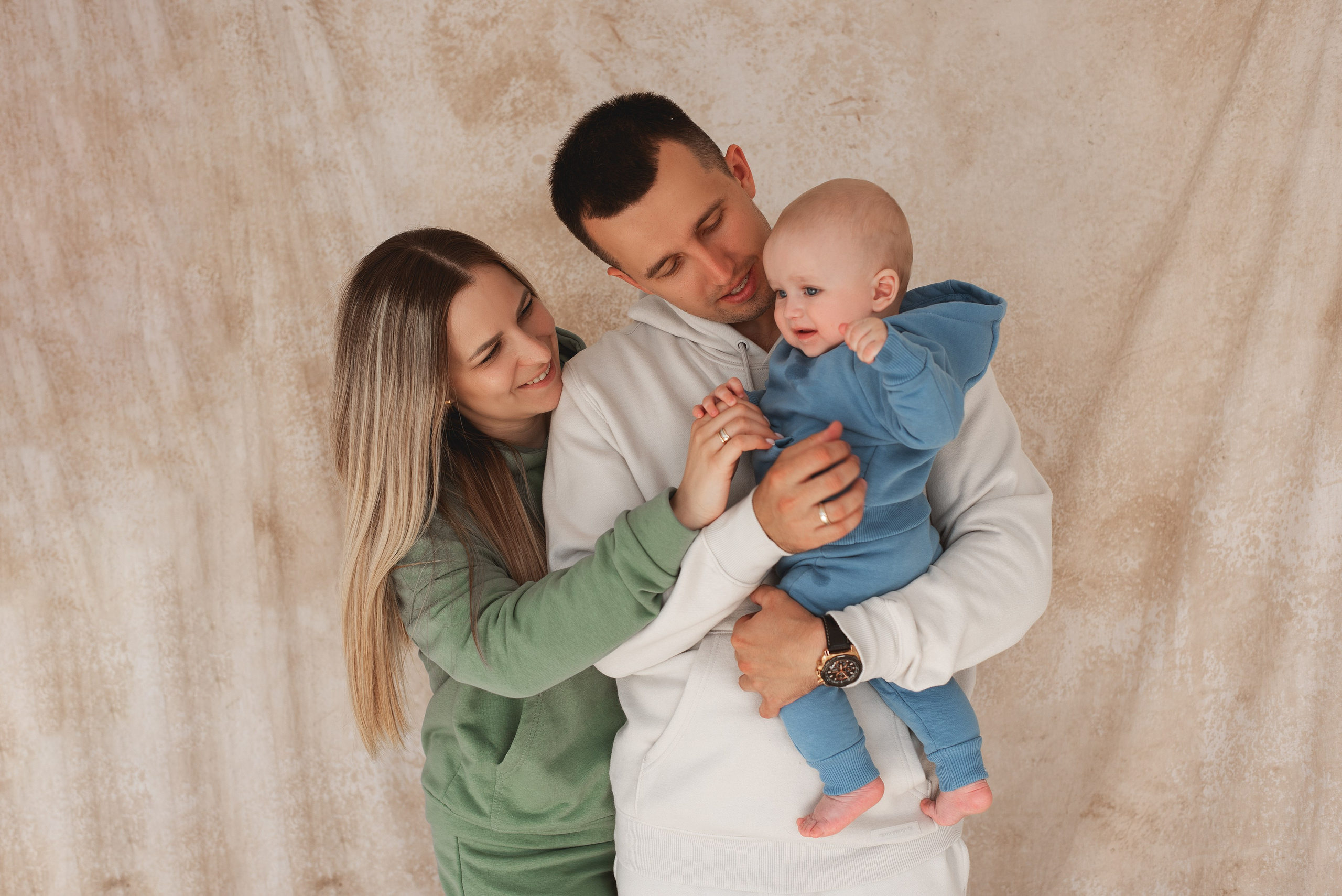 Семейная фотосессия Полина Игорь Богдан. Семейный фотограф в Южно-Сахалинске Анастасия Лимарева