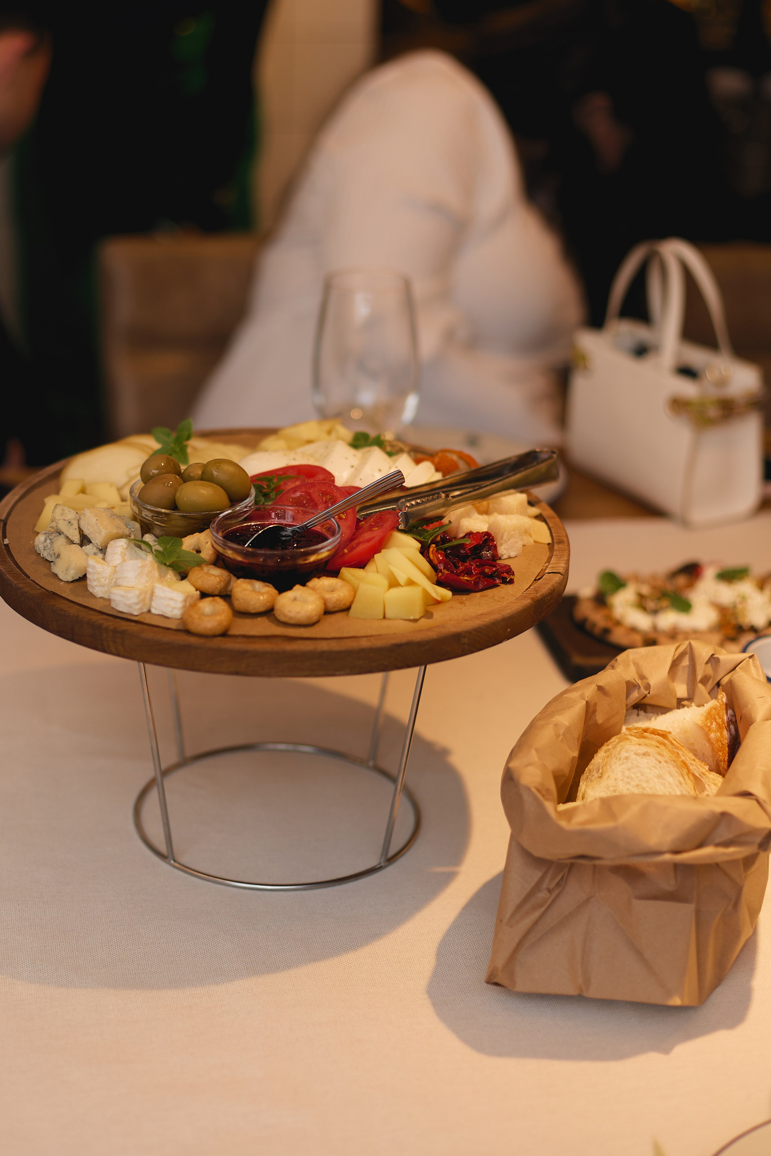 Гастроужин в Сыроварне. Профессиональный фотограф в Екатеринбурге — Виолетта Бунос