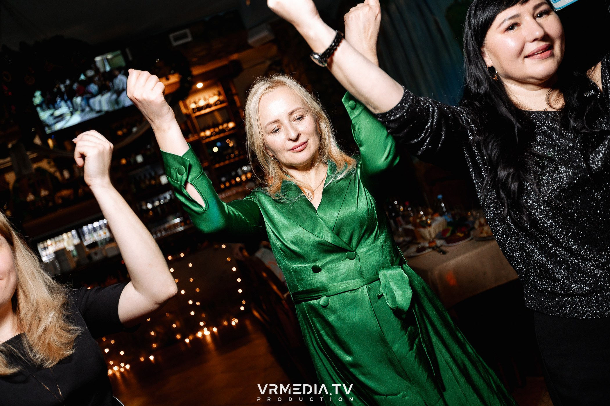 Новогодний вечер в ресторане «Лазурный Берег»