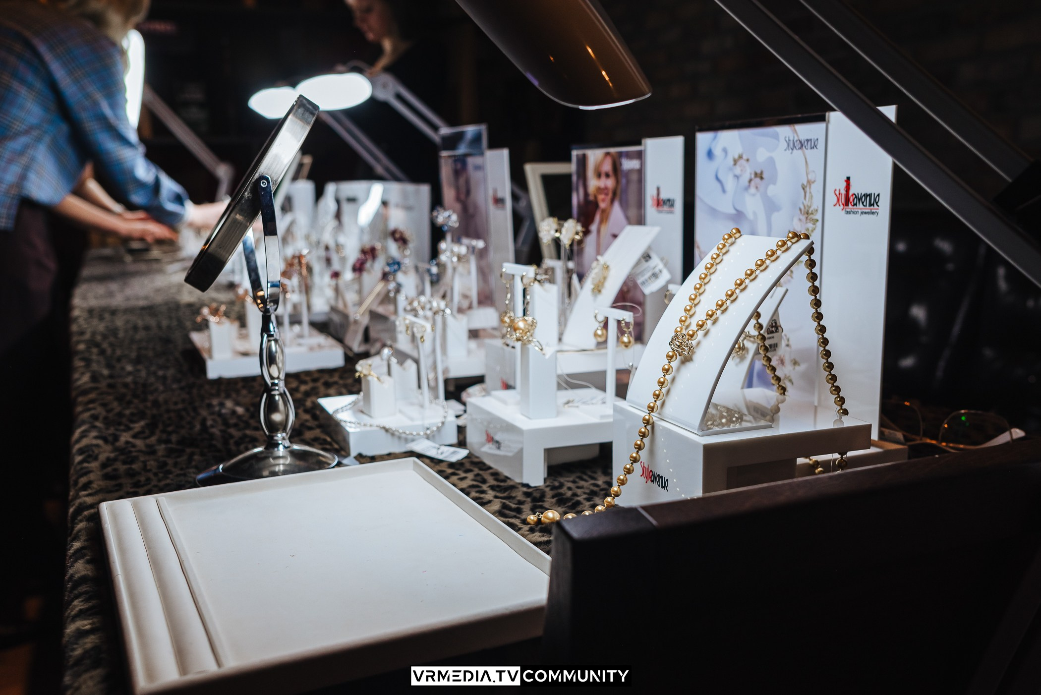 Модный вторник. Винный вечер «Жизнь замечательных людей»