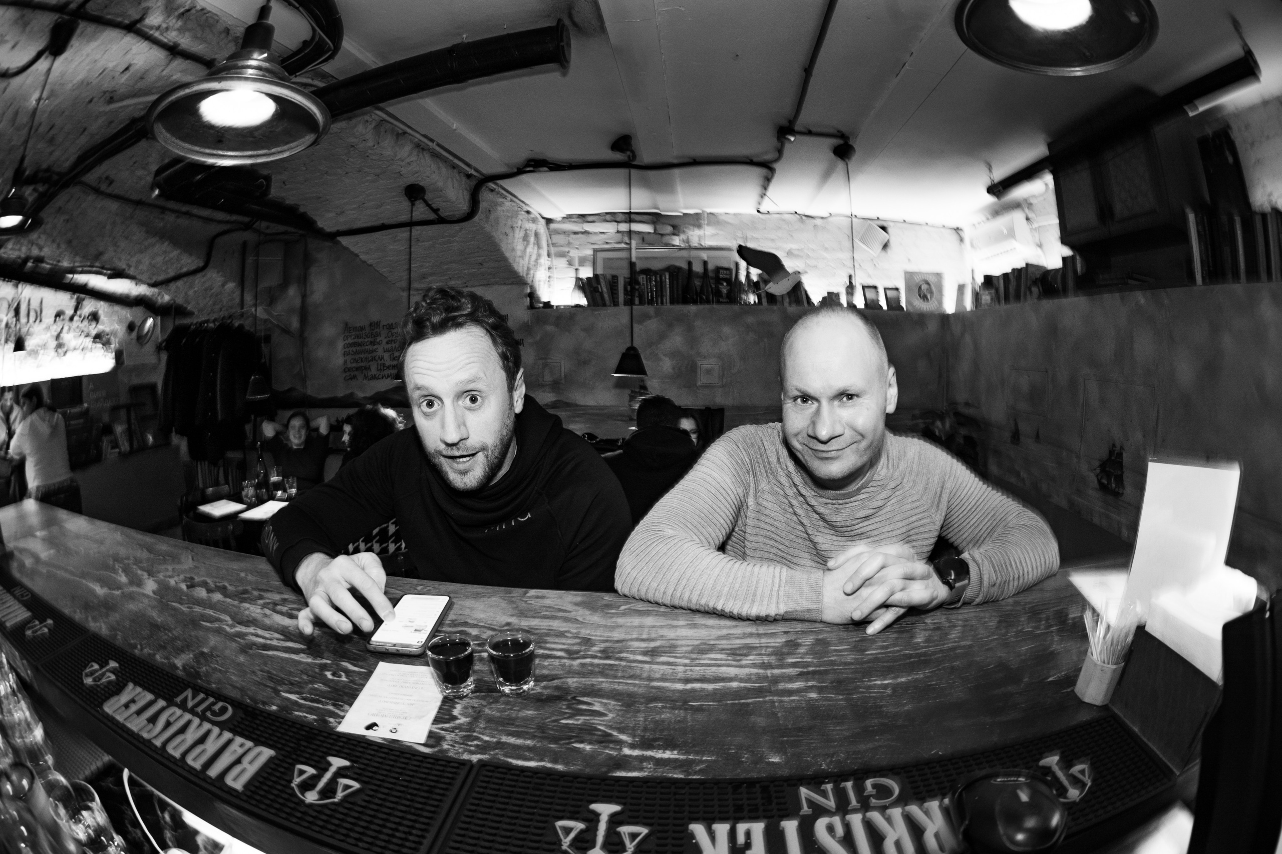 Гостевая смена Бара разбитых сердец в баре Обормоты. Концертный и репортажный фотограф в Санкт-Петербурге Слава Пахомов