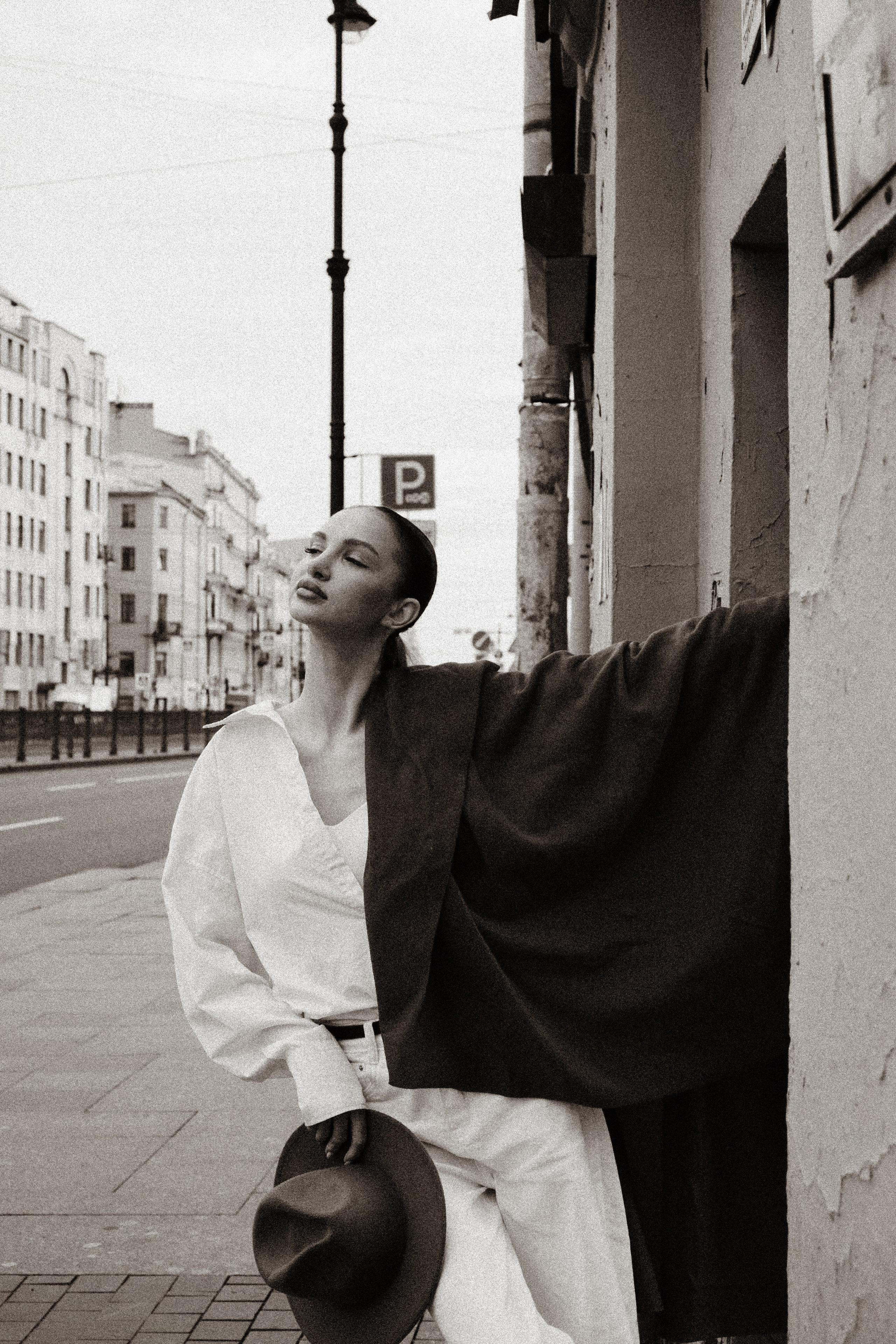 МЫ ГУЛЯЛИ ПРО КРЫШАМ ПИТЕРА. Профессиональный фотограф, Санкт-Петербург — Виктория Богомолова