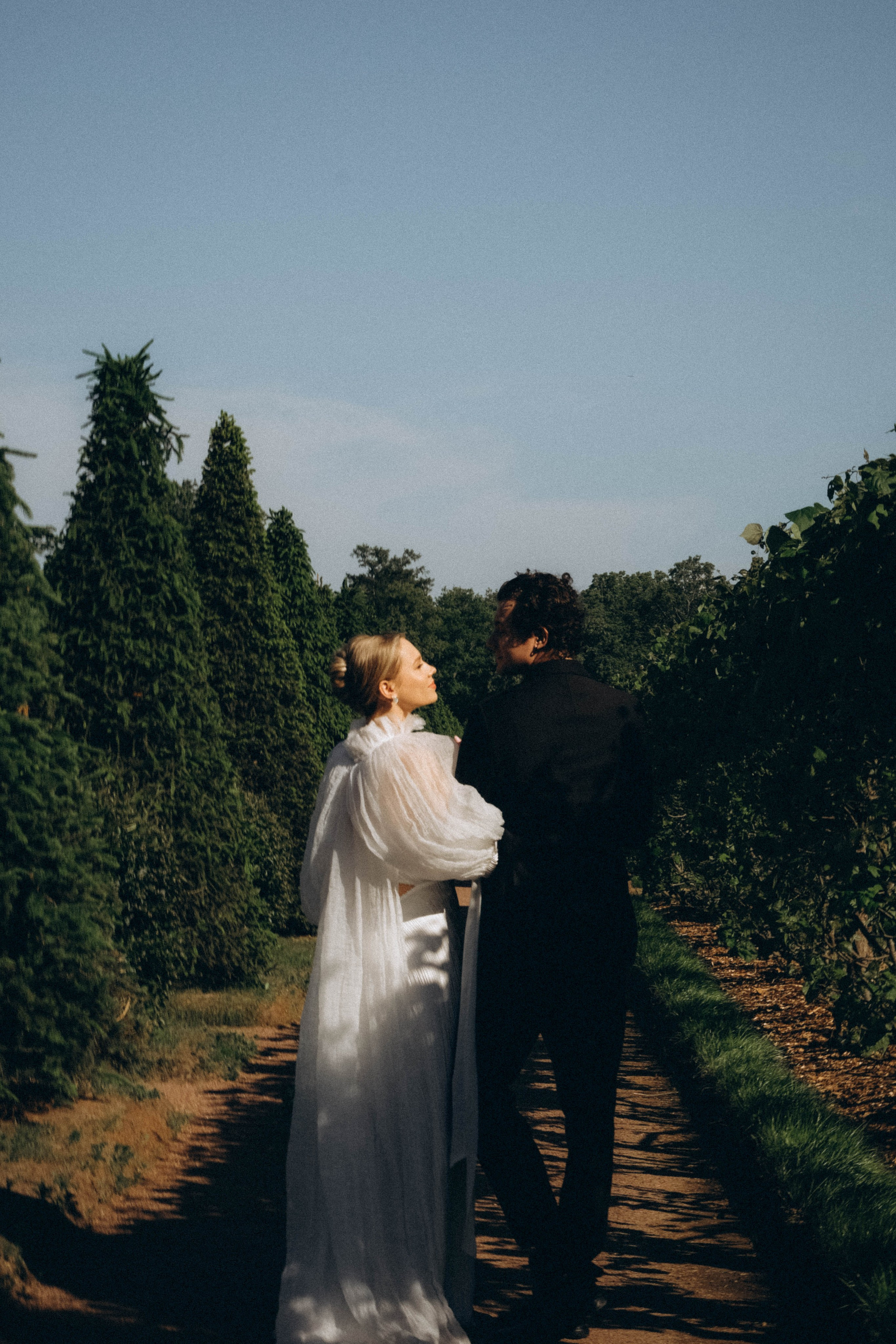СВАДЕБНАЯ СЬЕМКА В ПАРКЕ ОРАНИЕНБАУМ. Профессиональный фотограф, Санкт-Петербург — Виктория Богомолова
