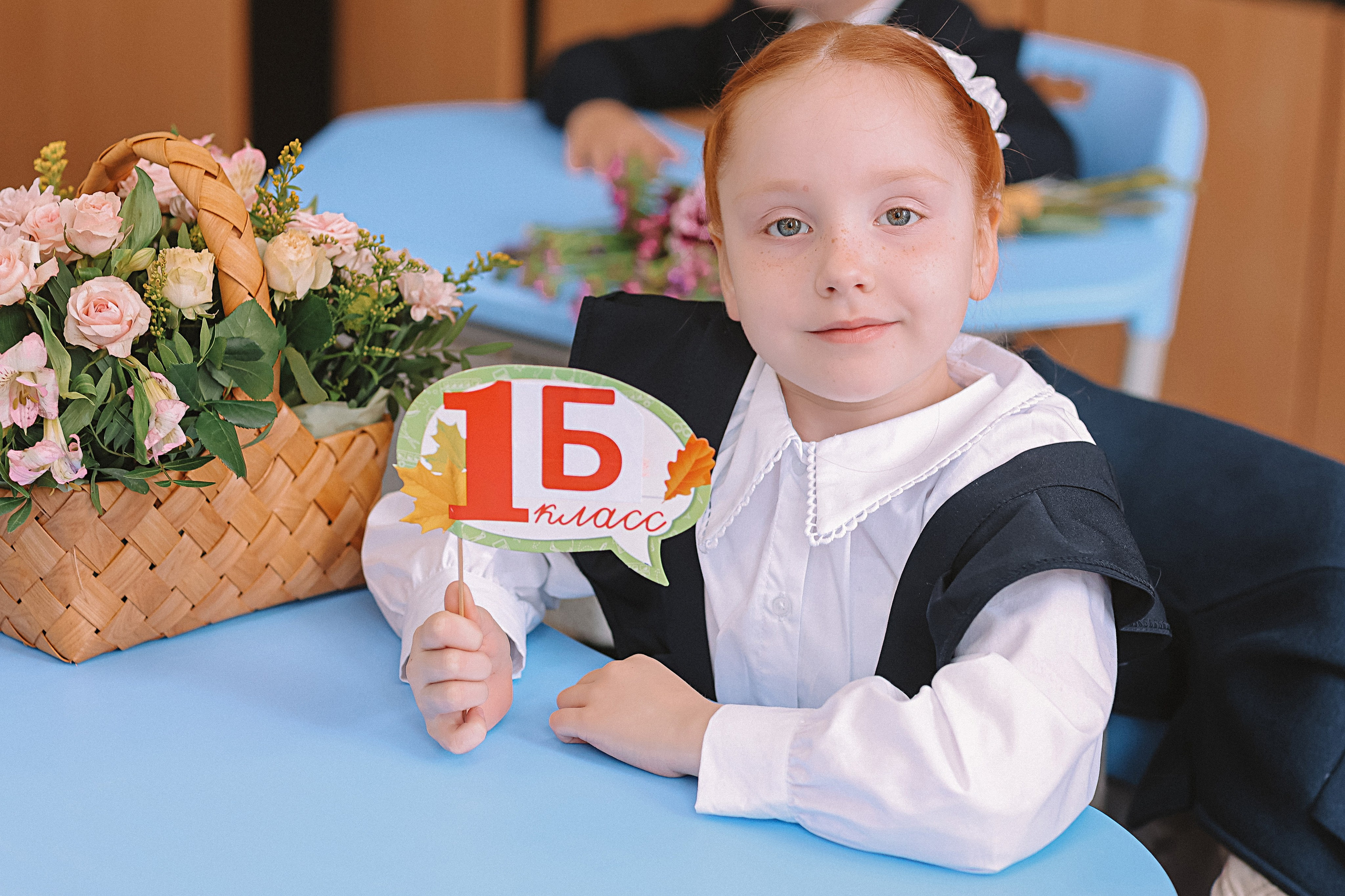 1 сентября линейка+кл час+портреты. Семейный фотограф Тюмень, фотограф на роды Салмина Мария