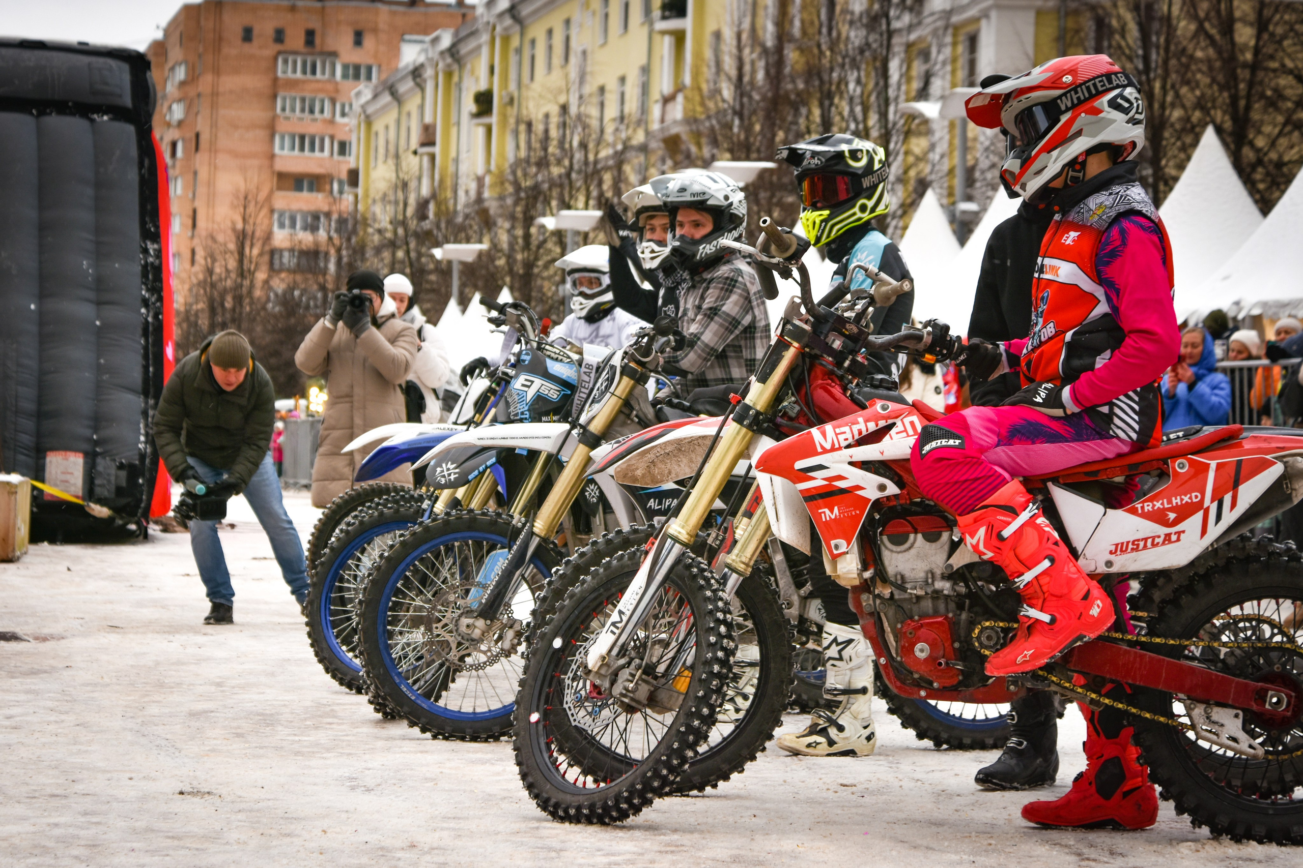 Мото-фристайл около Ледового — 06.01.2025. AlexFecto — галереи фотографий