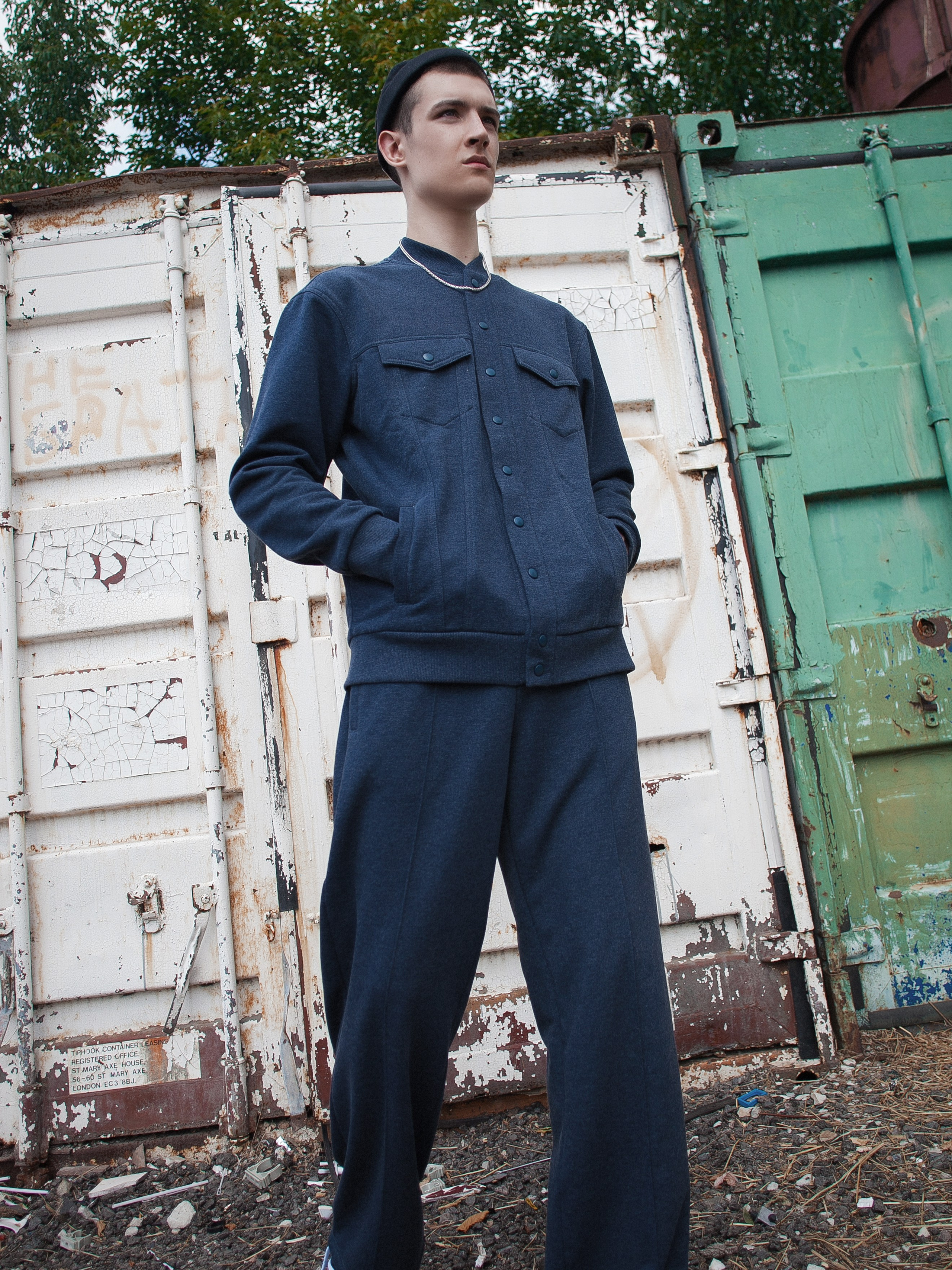 Лук бук Tolyboy. Каталожный и предметный фотограф в Москве Анна Nesmeliva