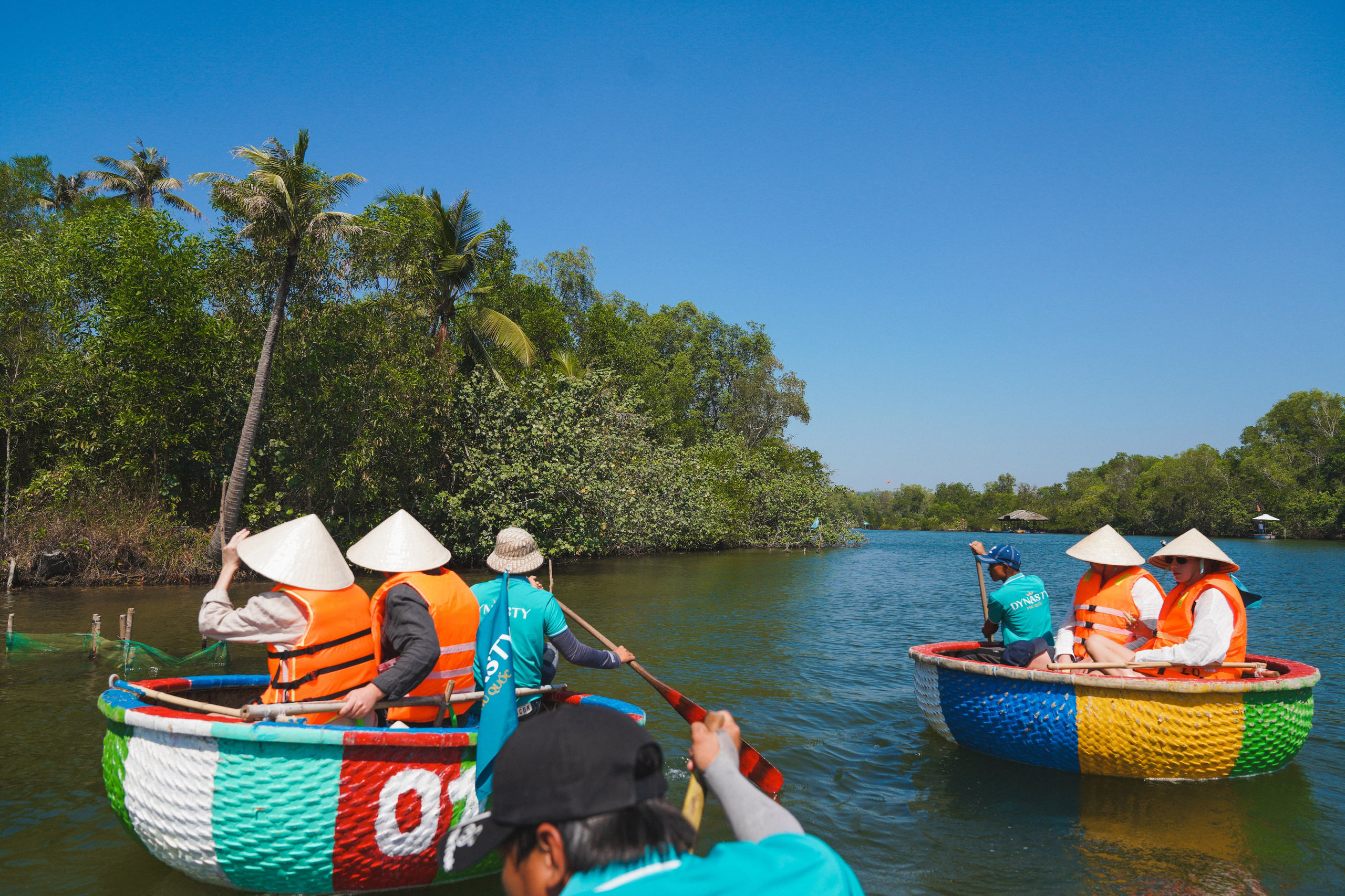 Джип Тур. Фото Тур на военных американских джипах. Фотограф Сергей Кишкель Дананг Нячанг Фукуок
